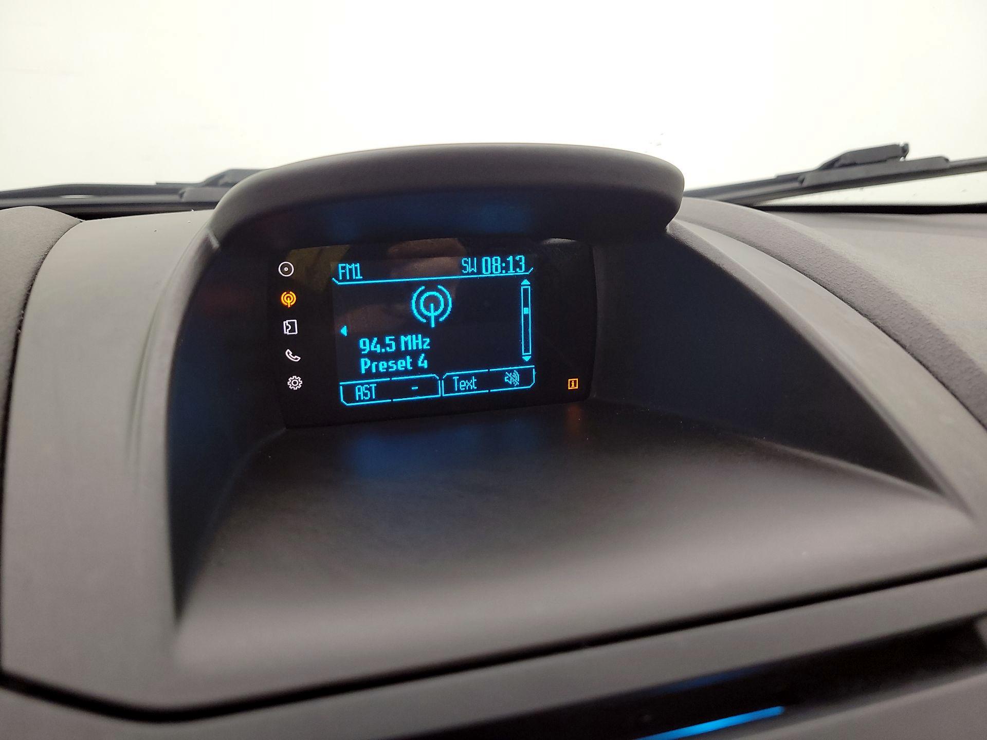 Thumbnail: 2014 Ford Fiesta - 14