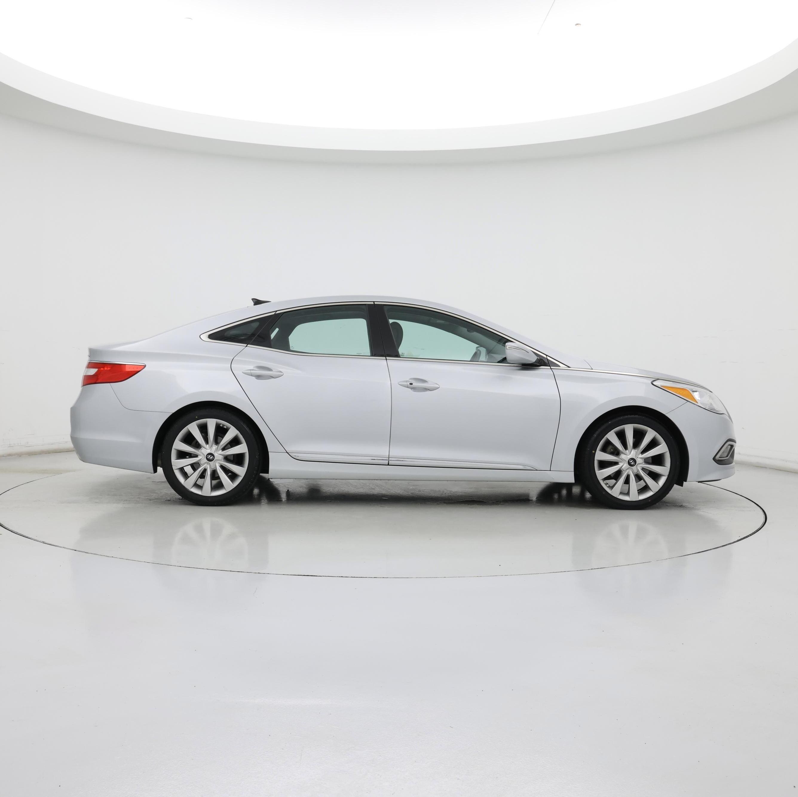 Thumbnail: 2017 Hyundai Azera - 7