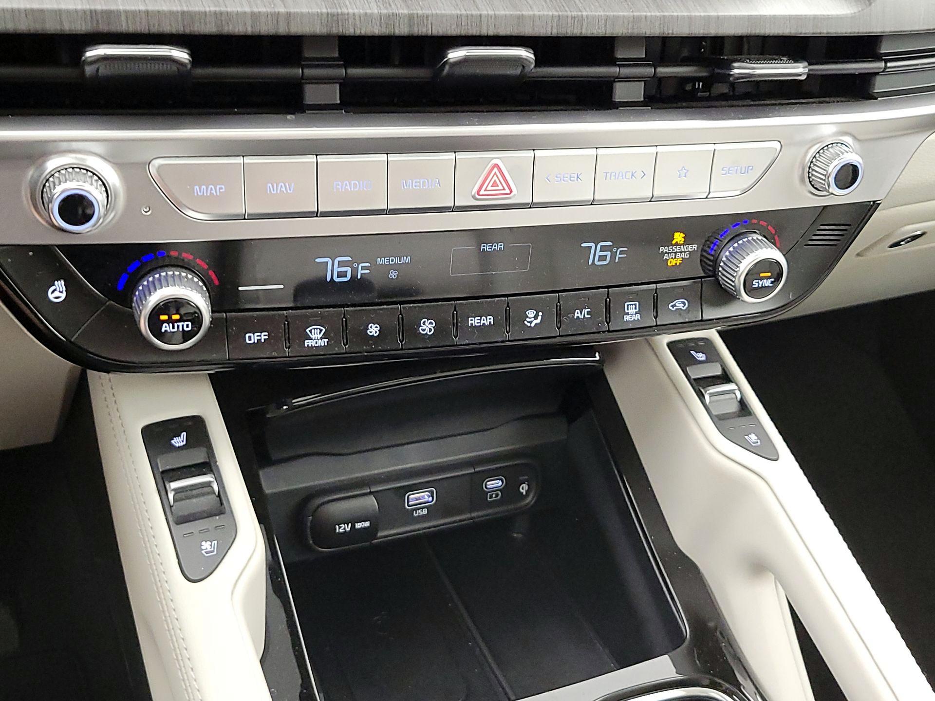 Thumbnail: 2024 Kia Telluride - 17