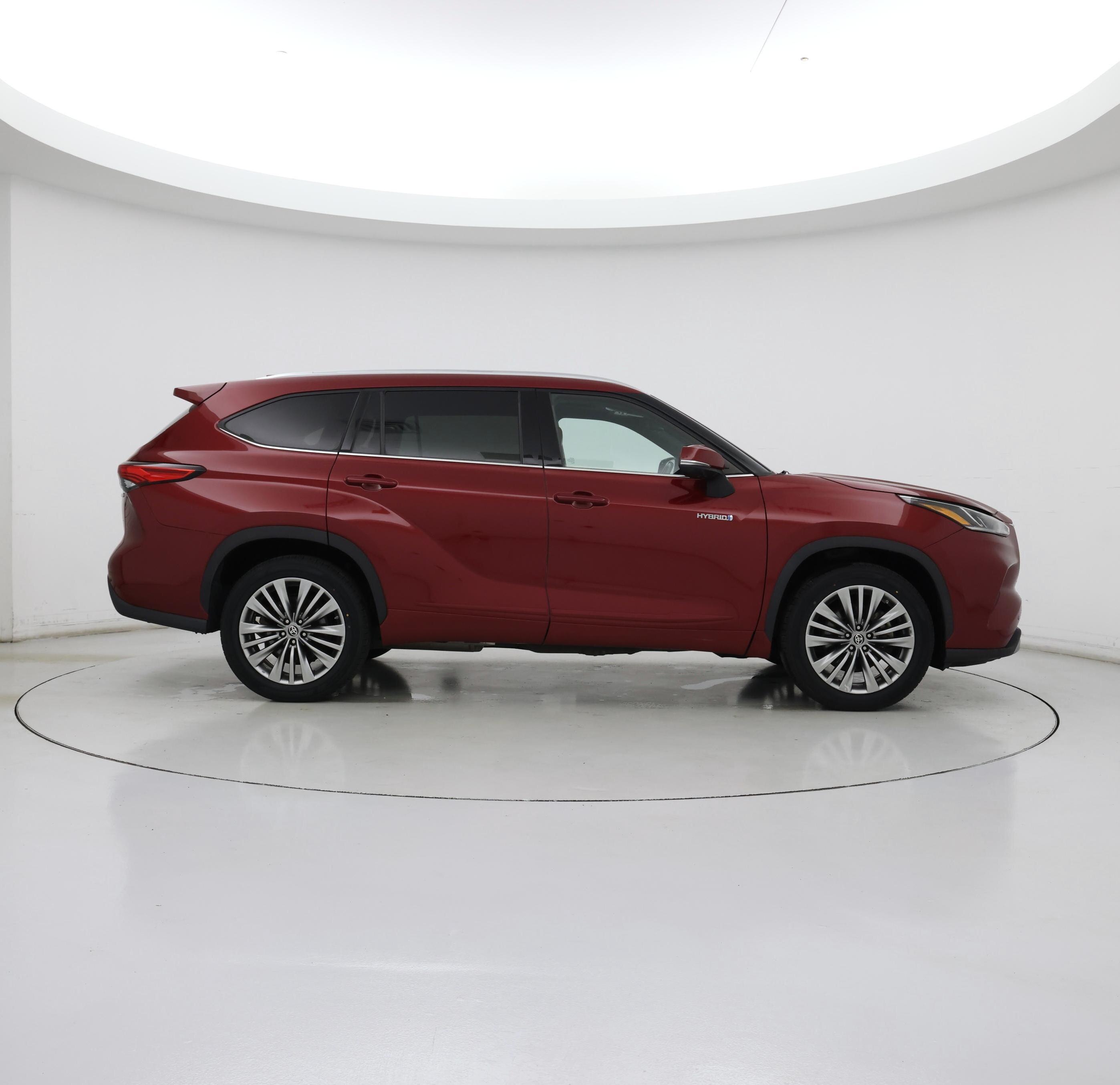 Thumbnail: 2021 Toyota Highlander - 7