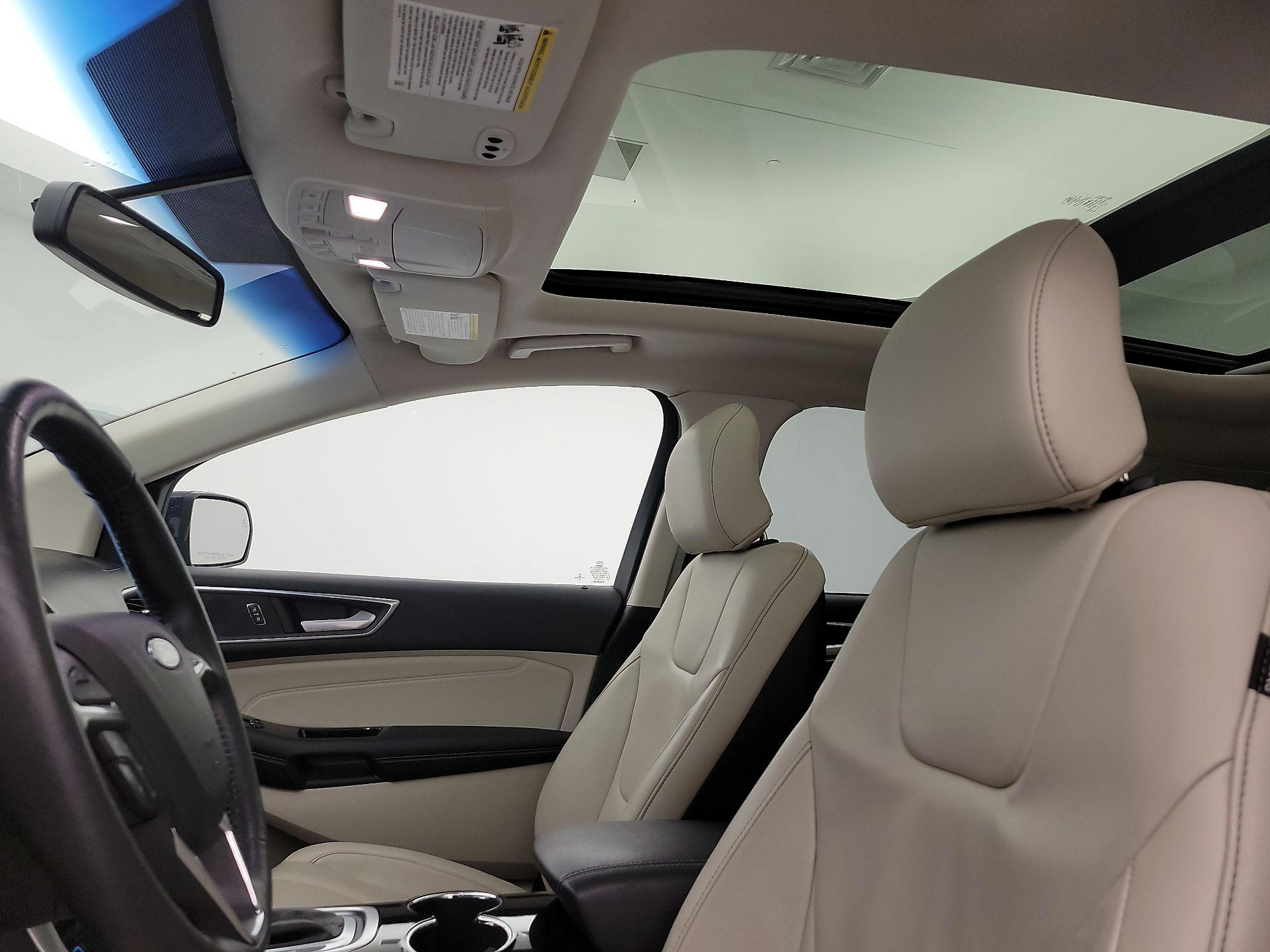 Thumbnail: 2017 Ford Edge - 20