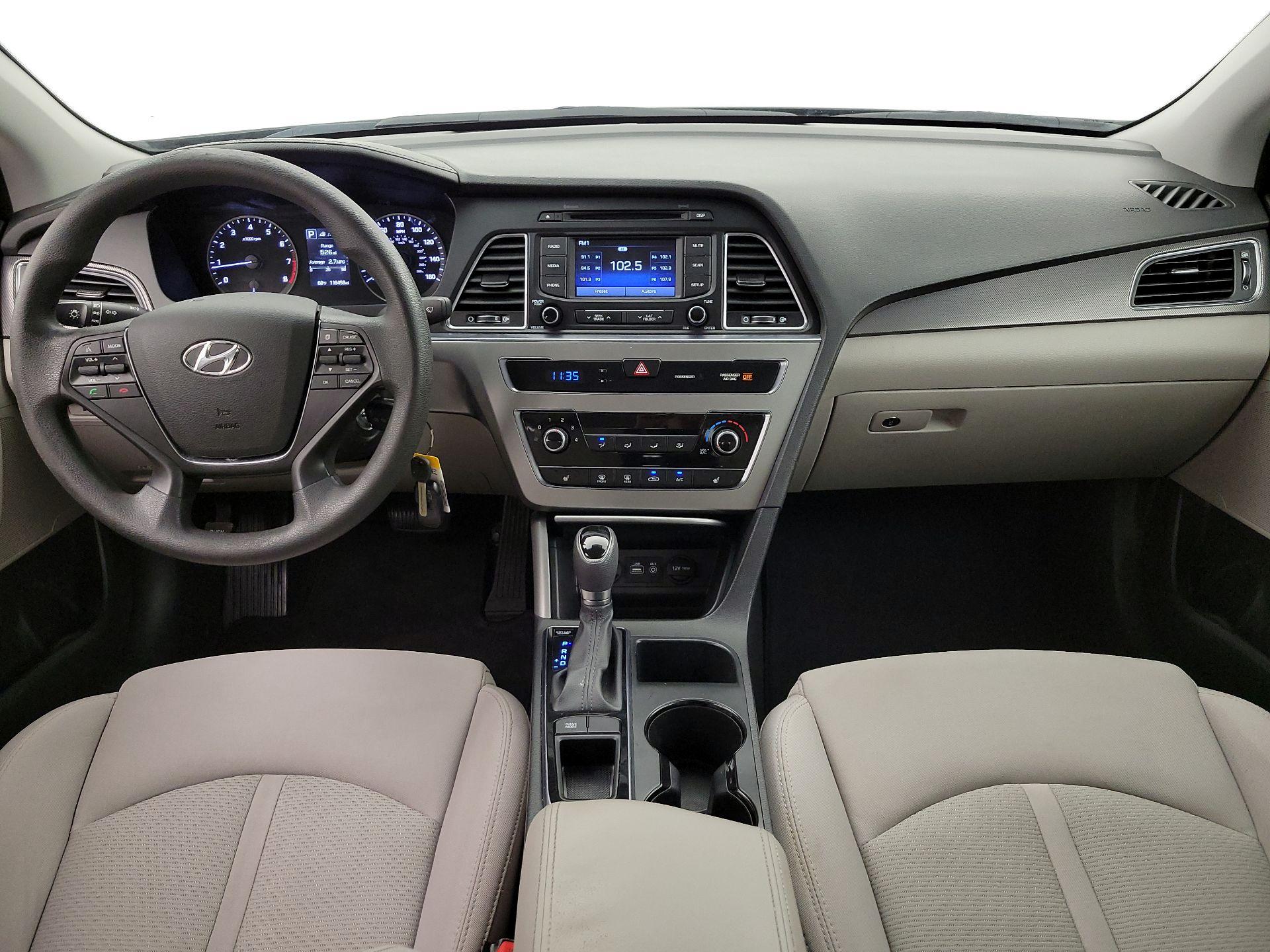 Thumbnail: 2015 Hyundai Sonata - 9