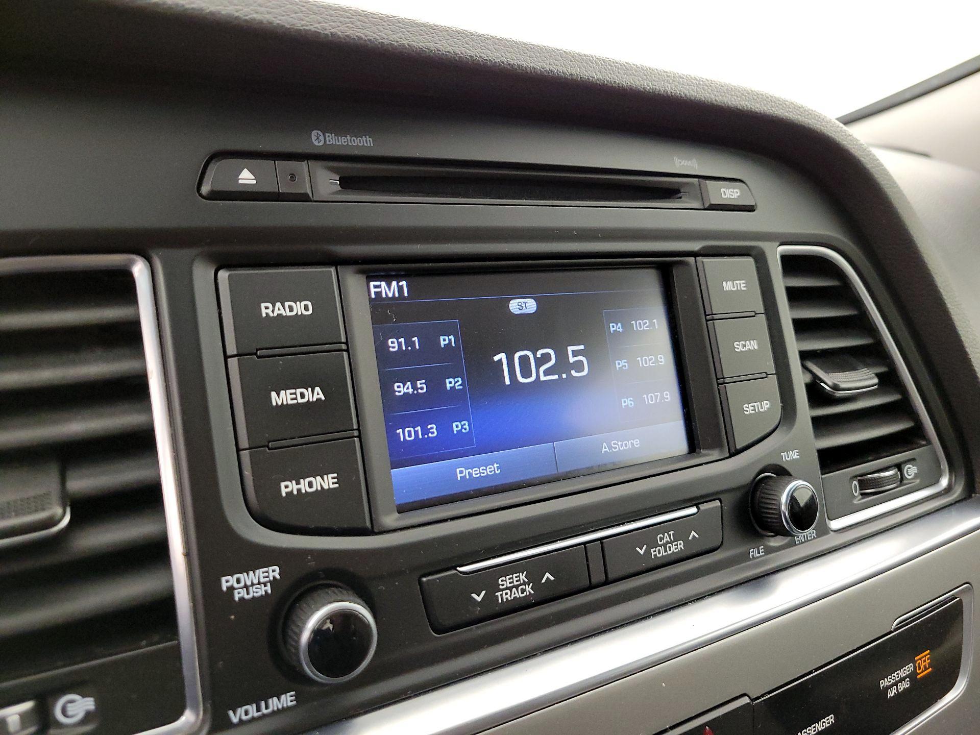 Thumbnail: 2015 Hyundai Sonata - 15