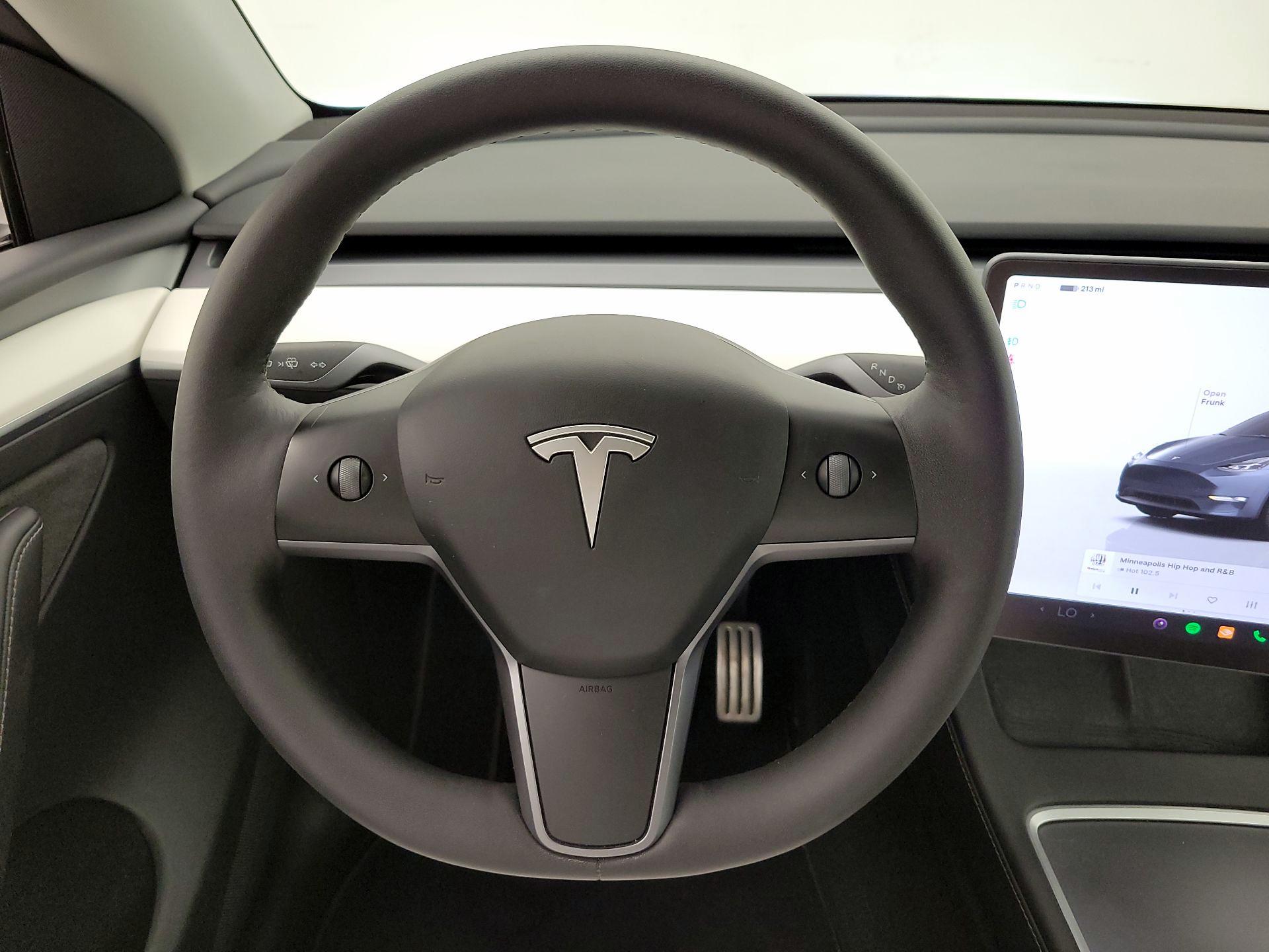 Thumbnail: 2023 Tesla Model Y - 10