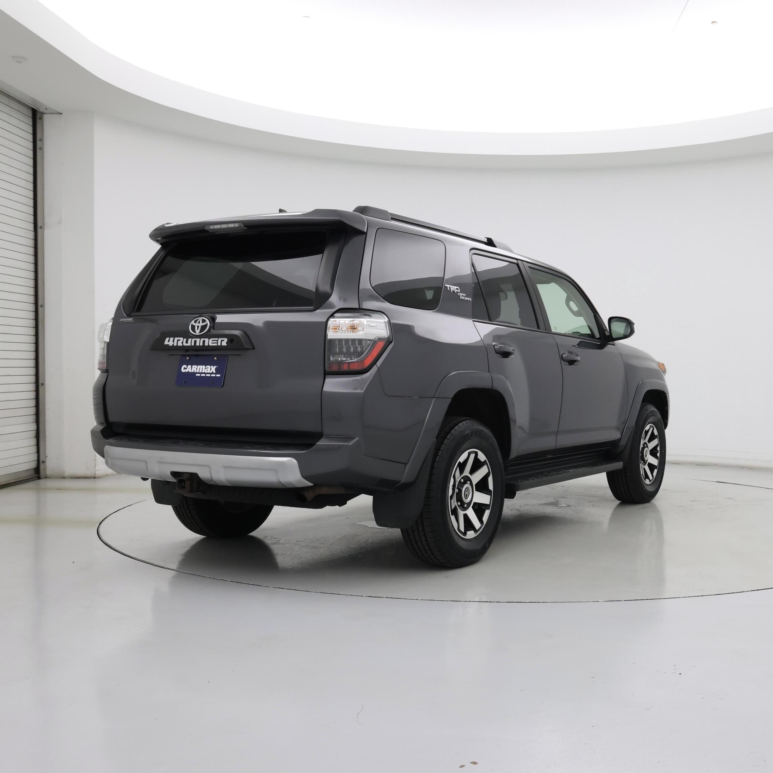 Thumbnail: 2019 Toyota 4Runner - 8