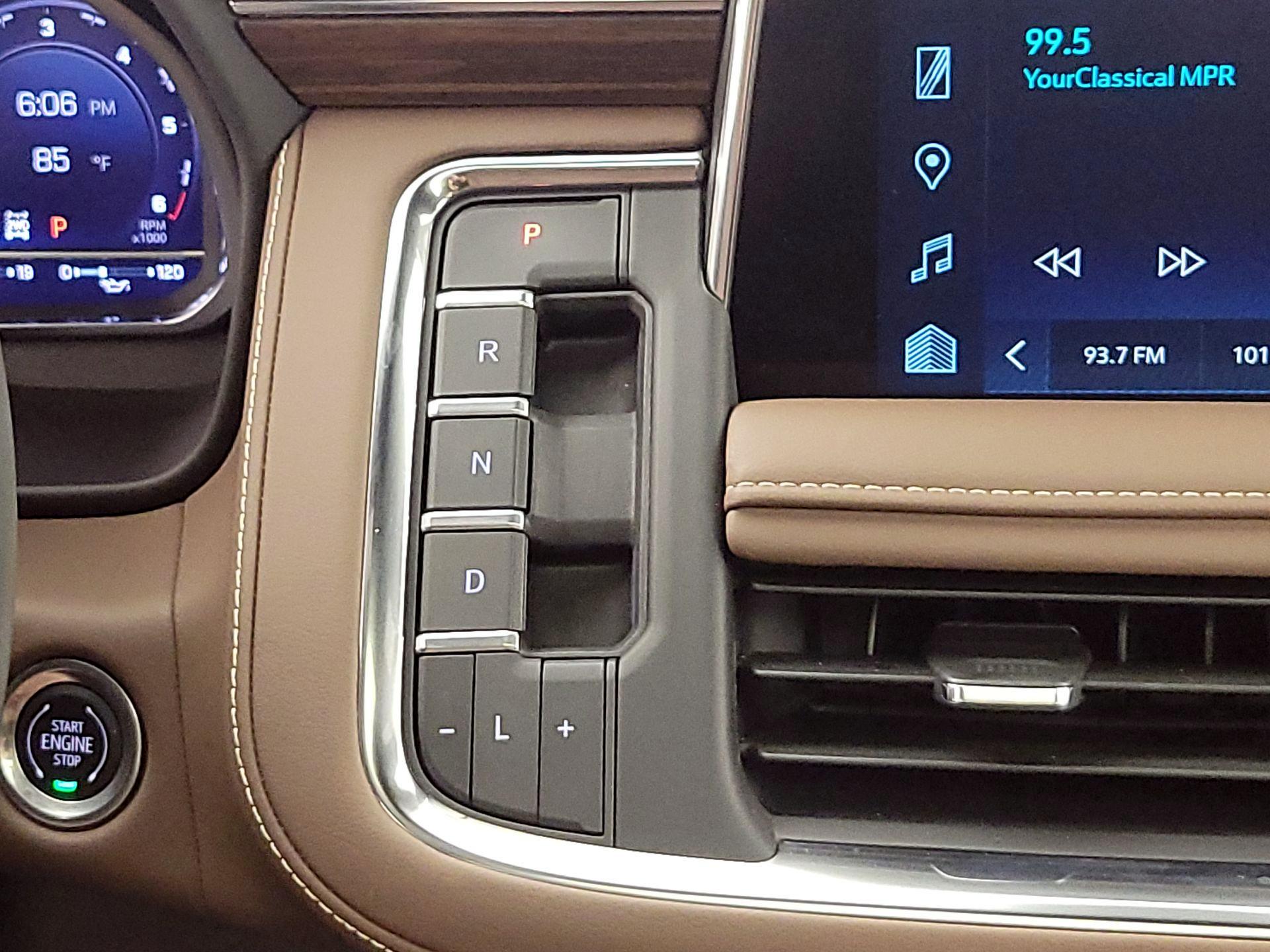 Thumbnail: 2024 Chevrolet Tahoe - 17