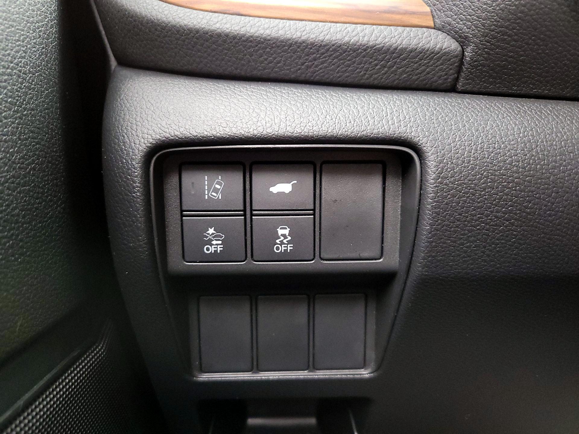 Thumbnail: 2017 Honda CR-V - 13