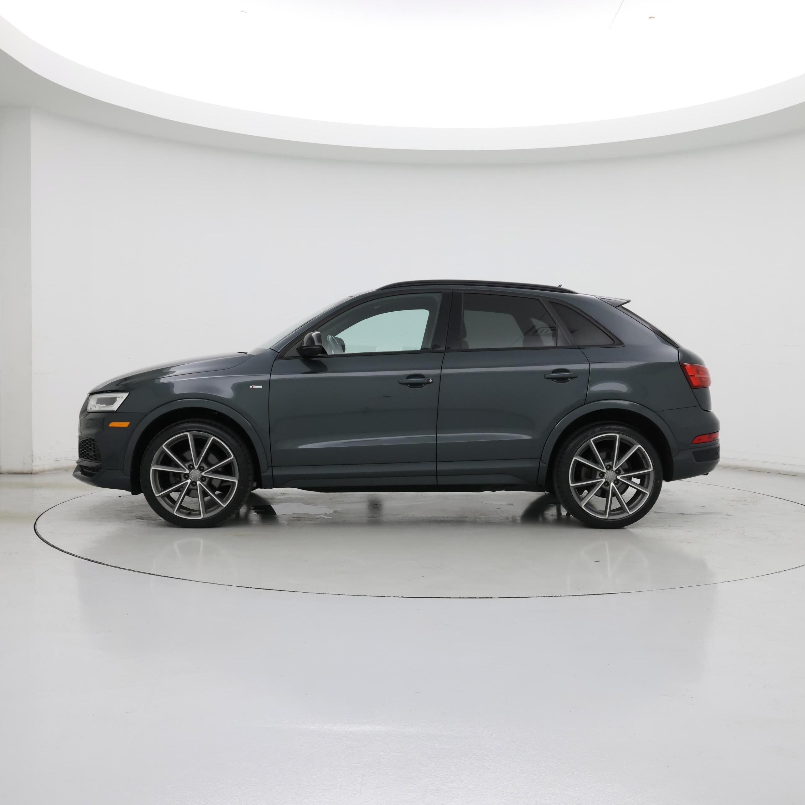 Thumbnail: 2018 Audi Q3 - 3