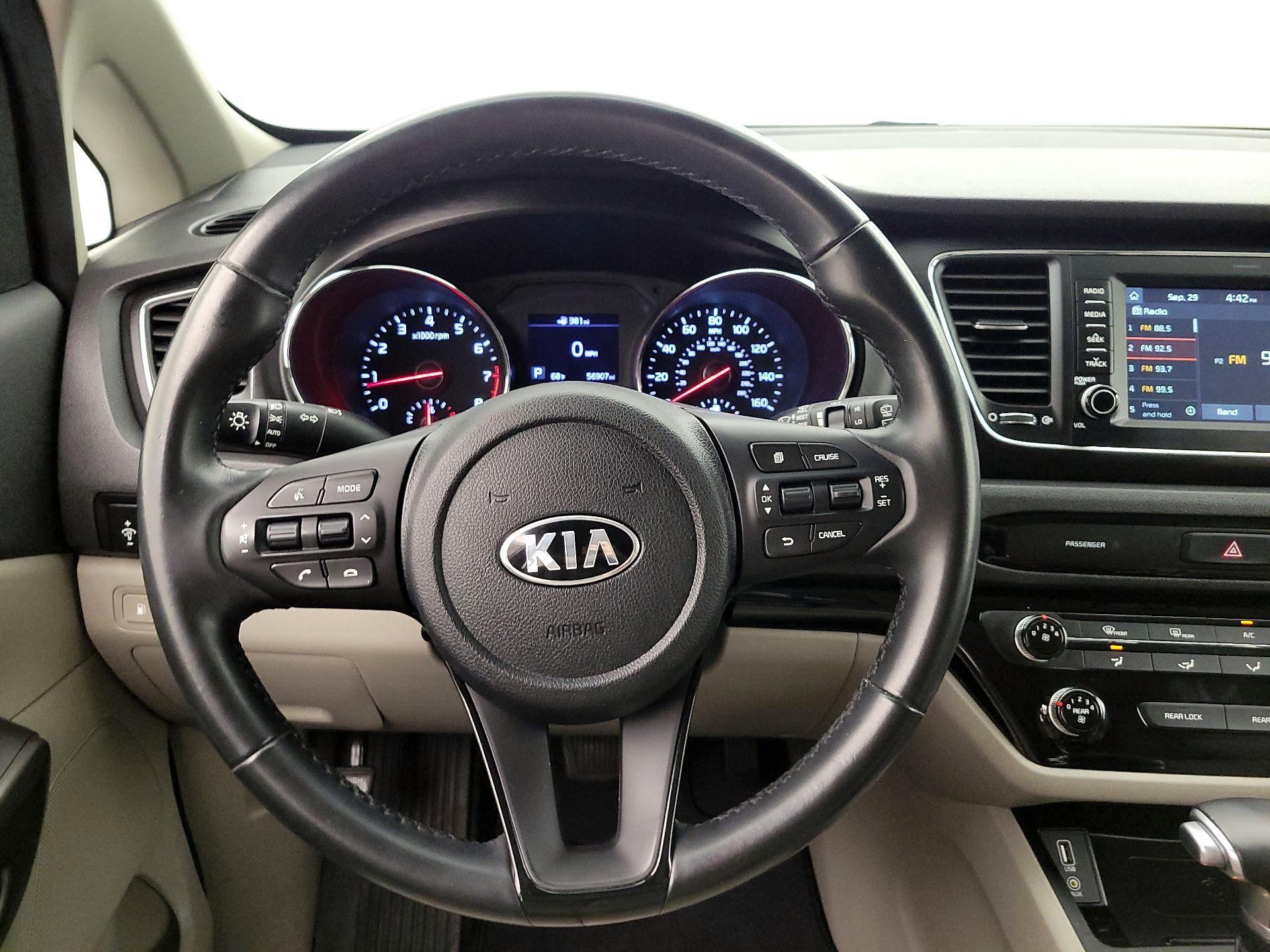 Thumbnail: 2019 Kia Sedona - 10