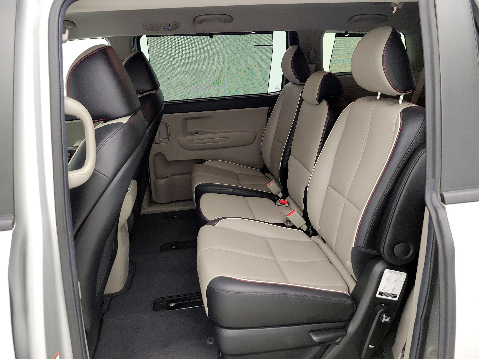 Thumbnail: 2019 Kia Sedona - 19