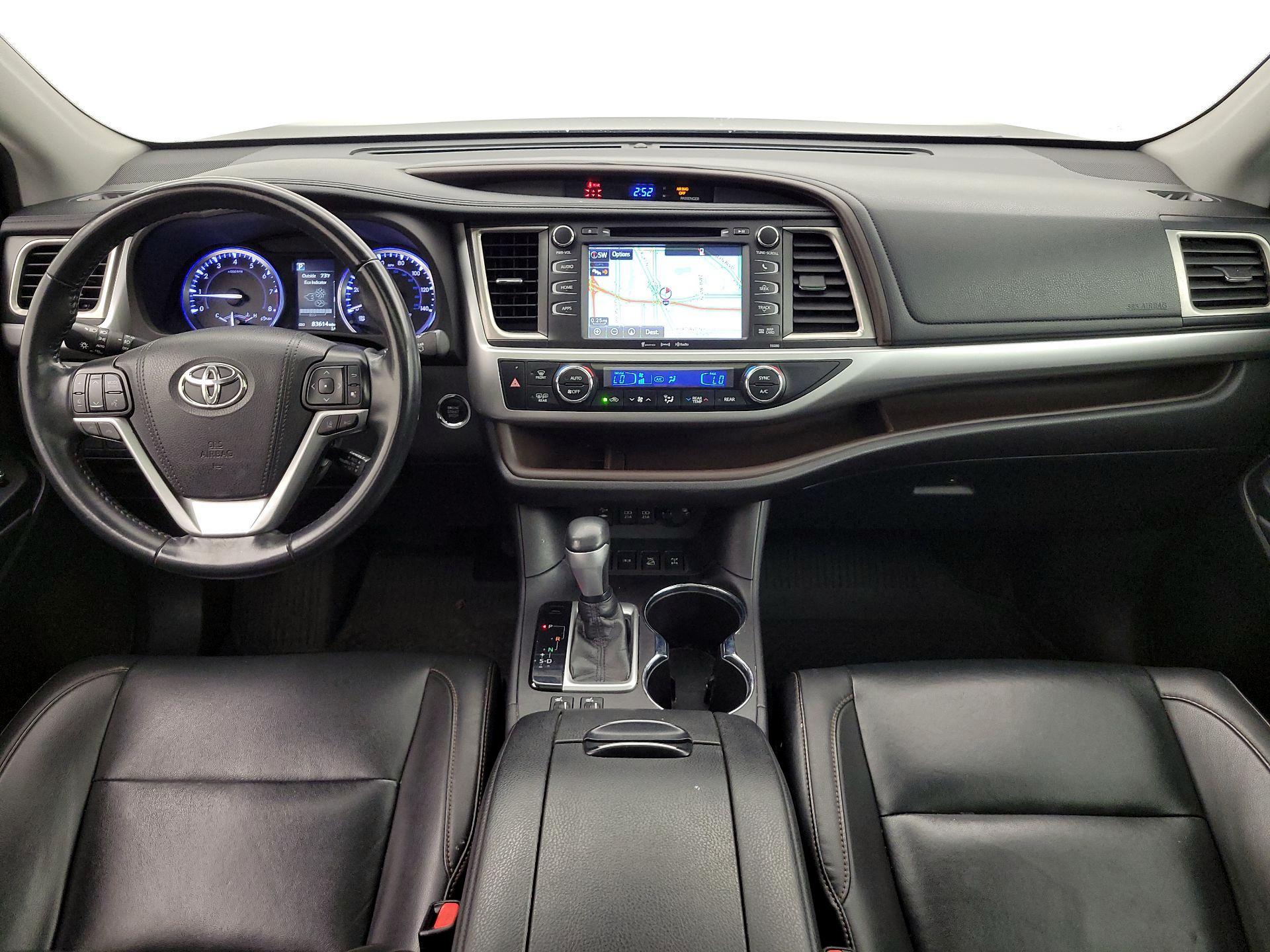 Thumbnail: 2019 Toyota Highlander - 9