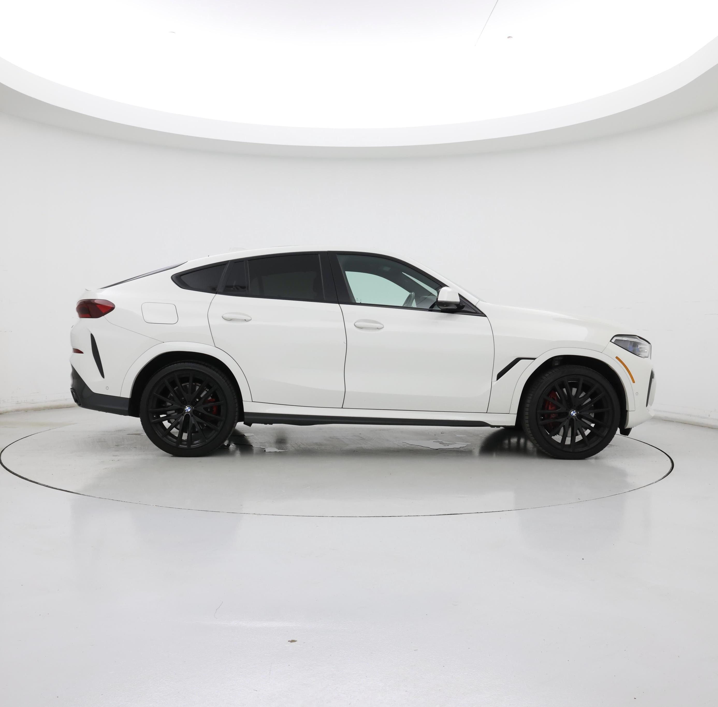 Thumbnail: 2022 BMW X6 - 7