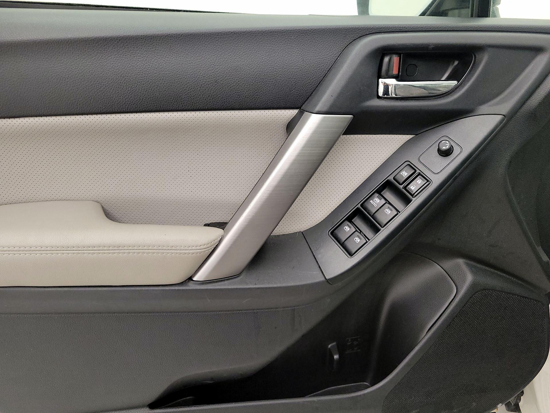 Thumbnail: 2015 Subaru Forester - 13