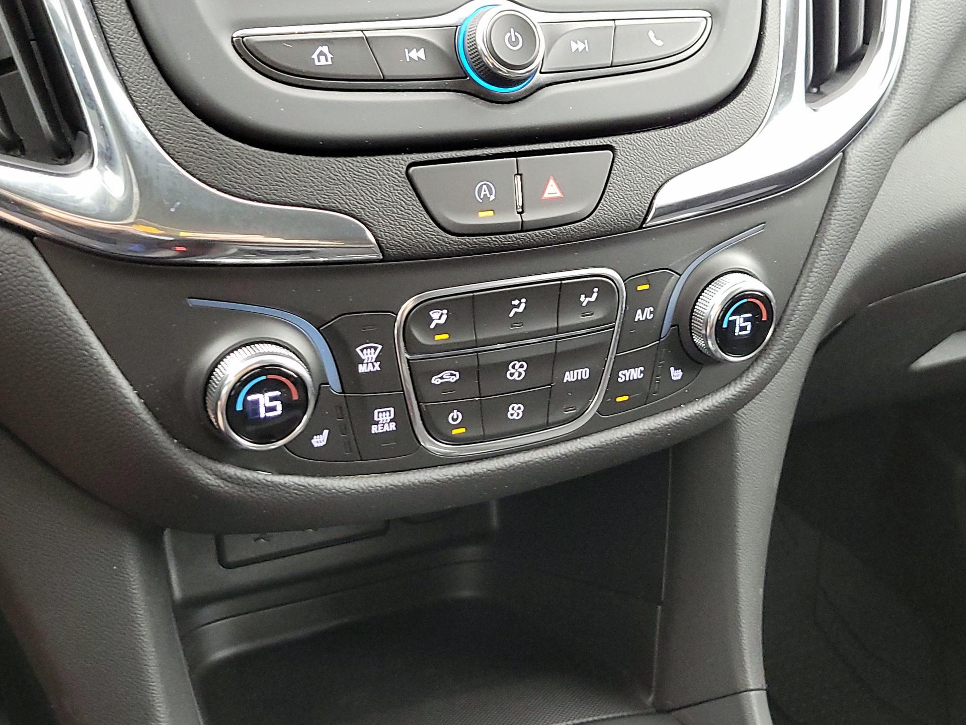 Thumbnail: 2024 Chevrolet Equinox - 16