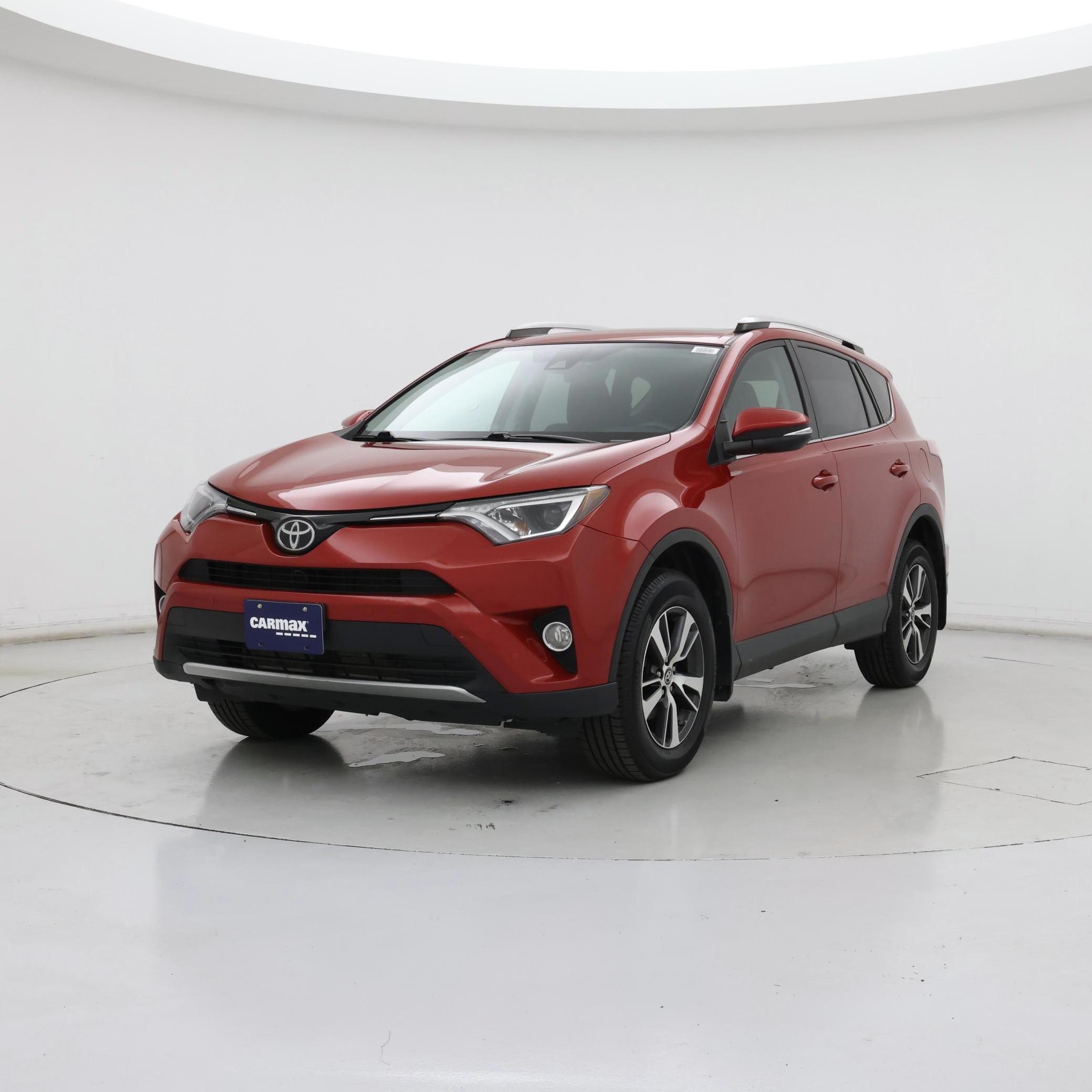 Thumbnail: 2016 Toyota RAV4 - 4