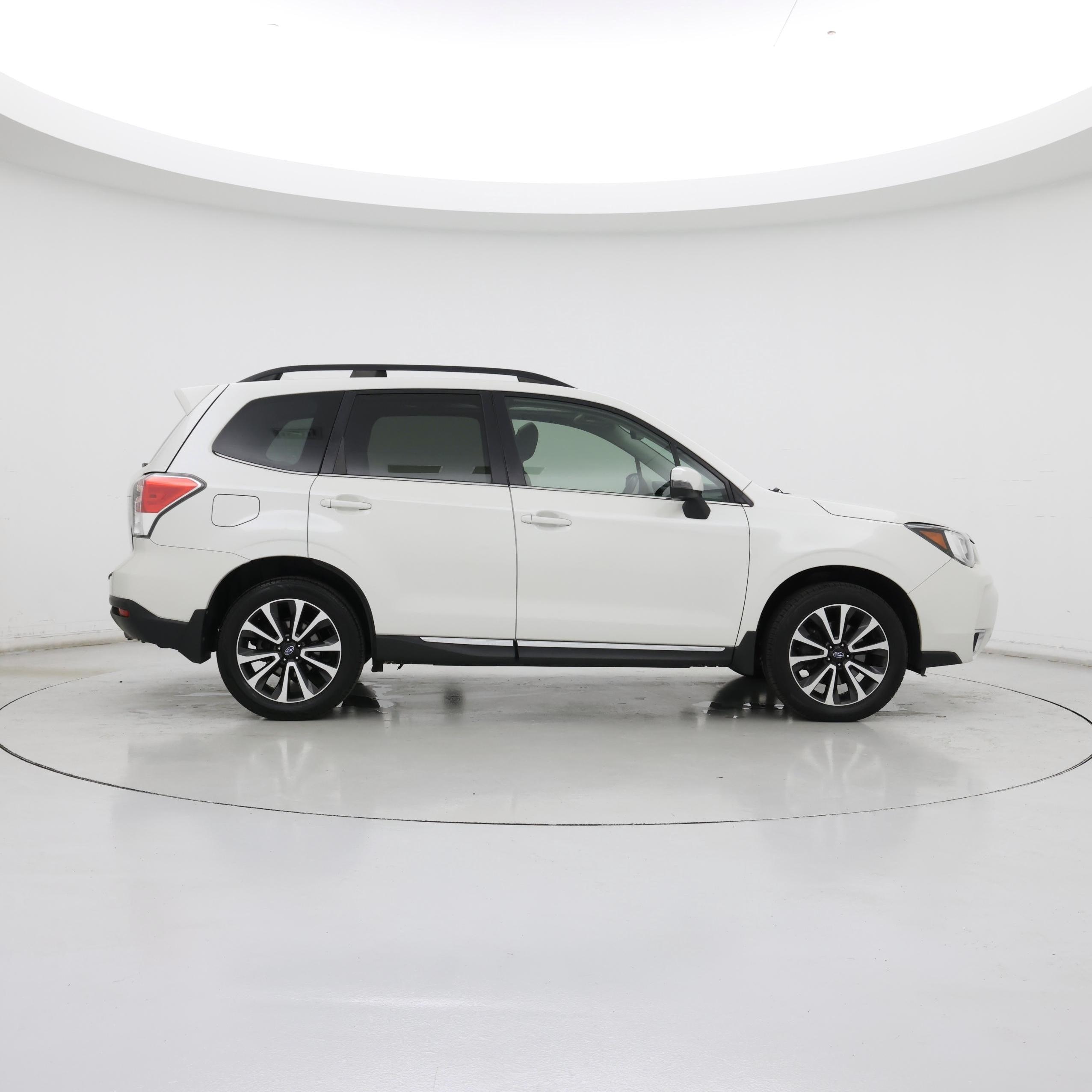 Thumbnail: 2017 Subaru Forester - 7