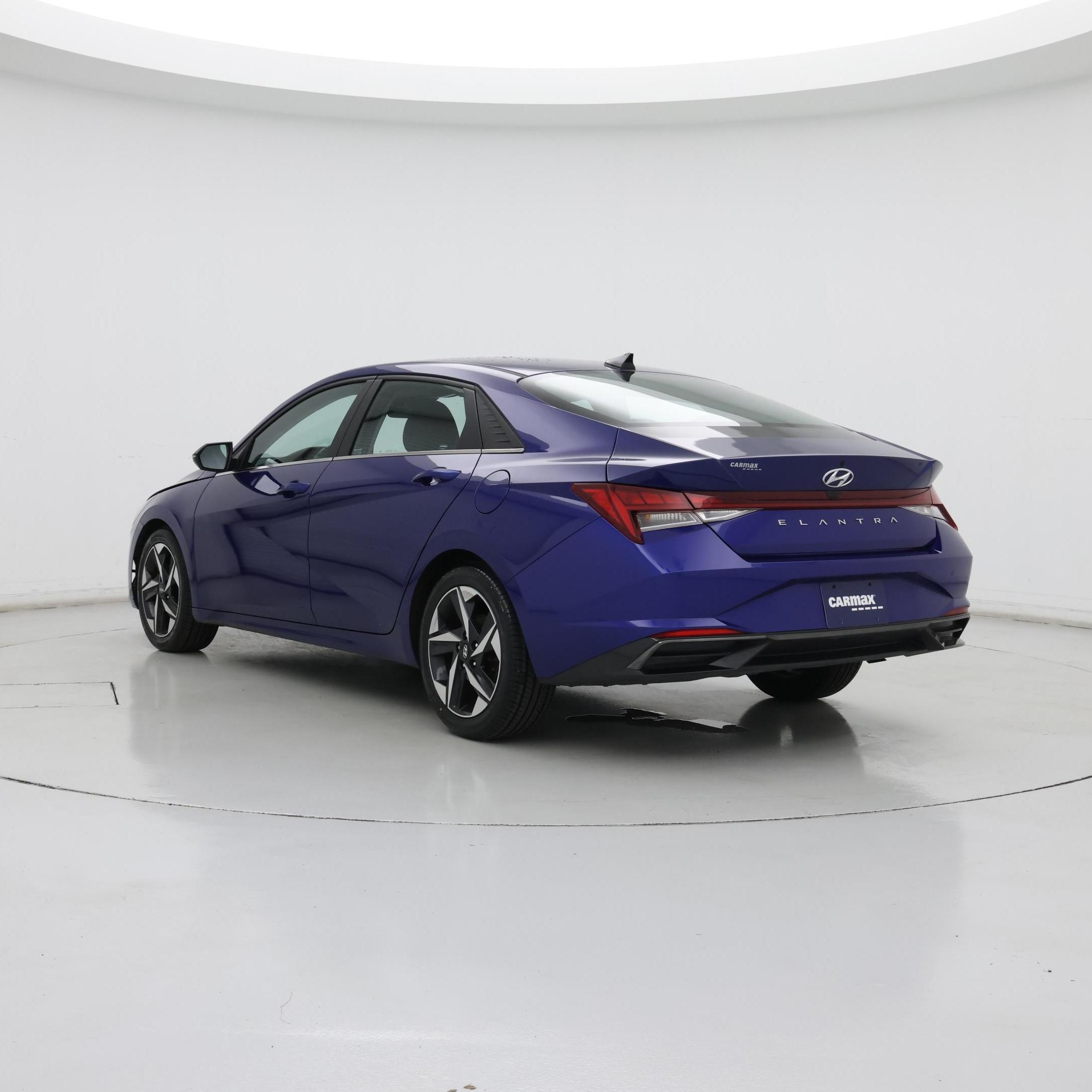 Thumbnail: 2022 Hyundai Elantra - 2