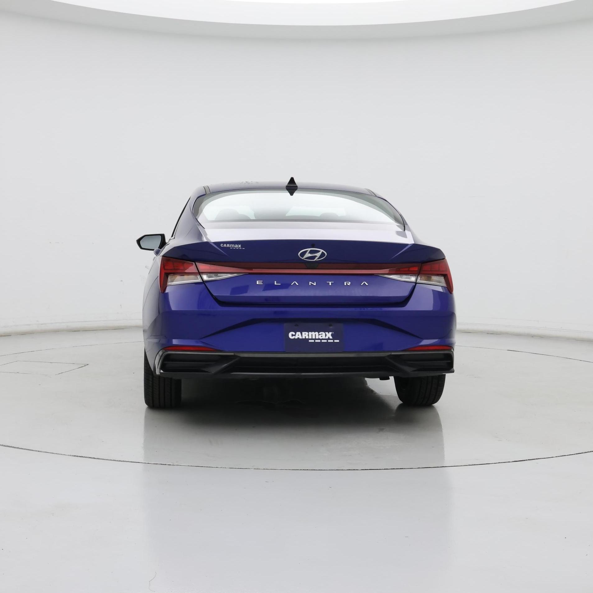 Thumbnail: 2022 Hyundai Elantra - 6