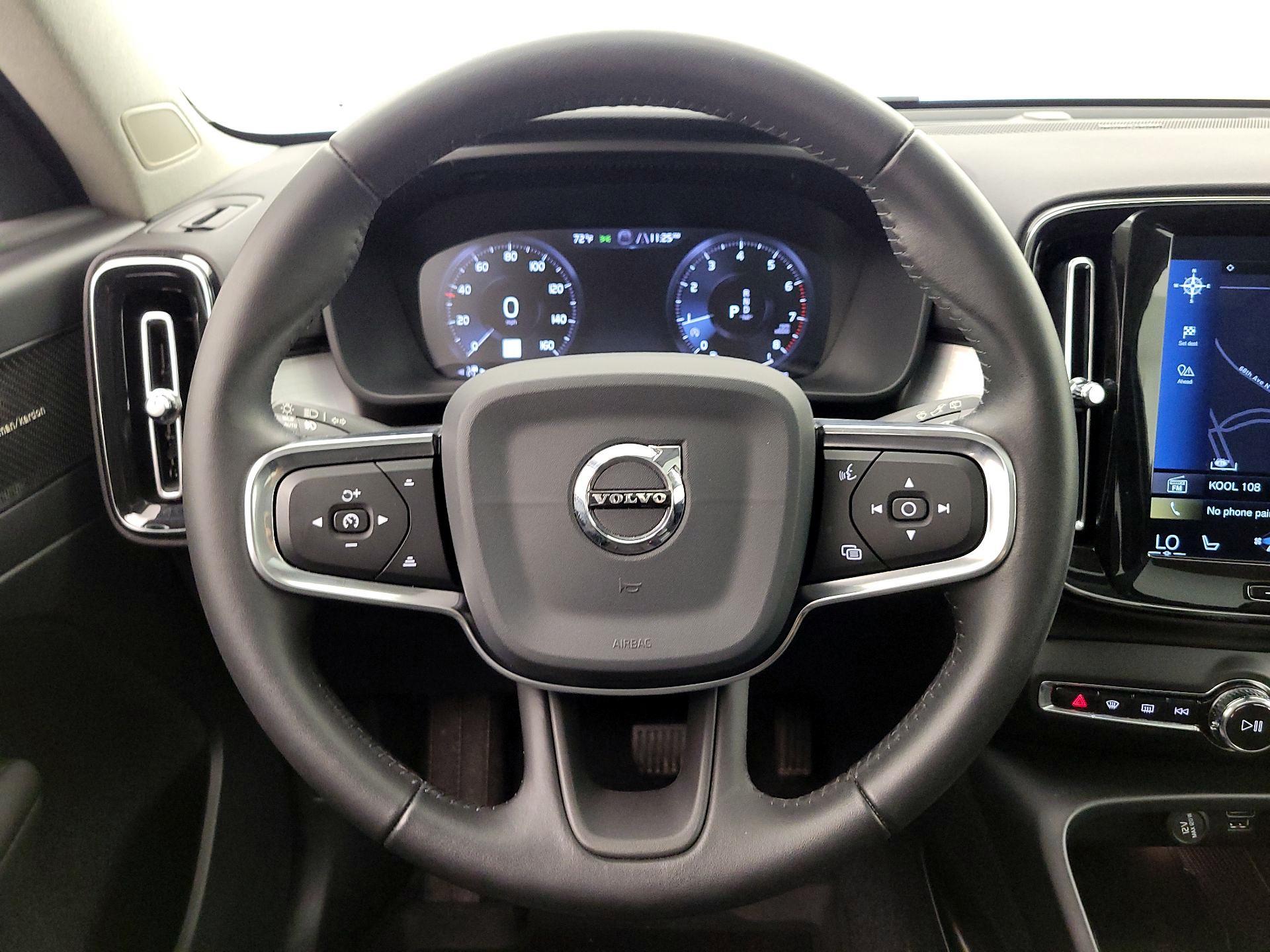 Thumbnail: 2020 Volvo XC40 - 10