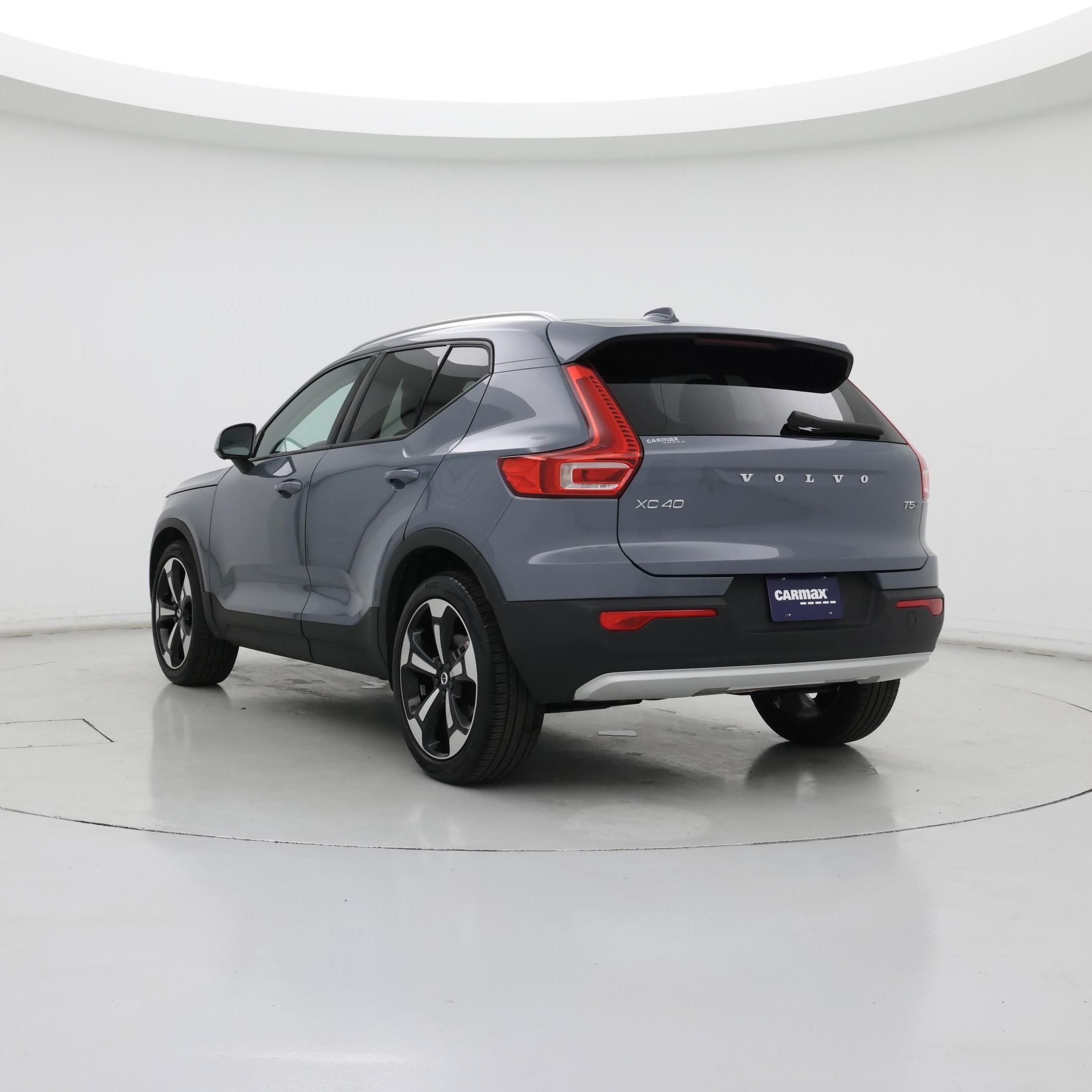 Thumbnail: 2020 Volvo XC40 - 2