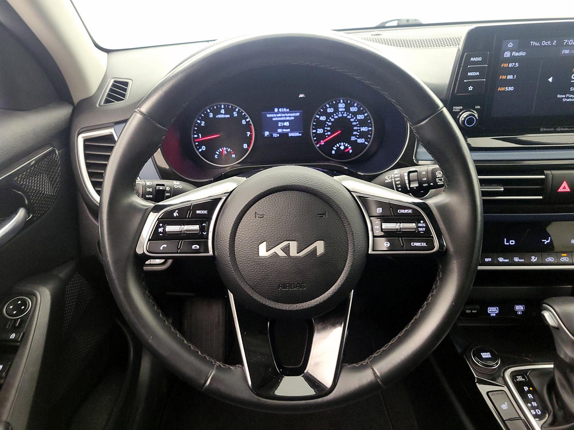 Thumbnail: 2023 Kia Seltos - 10