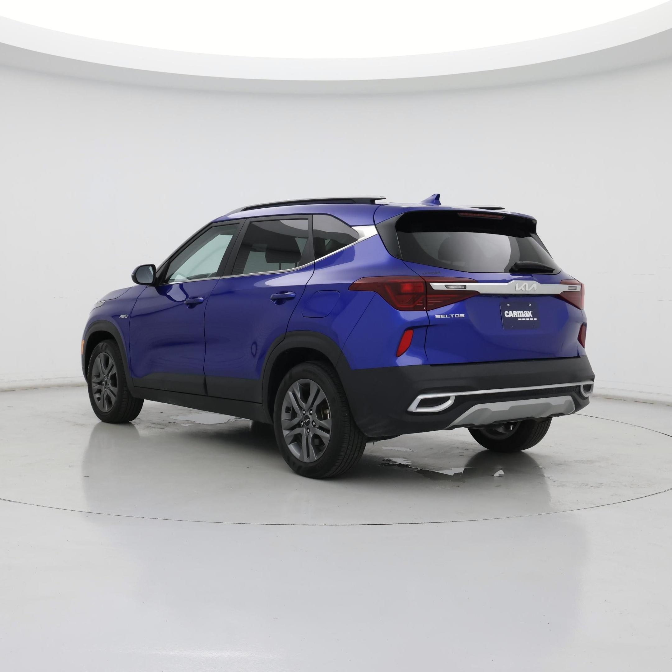 Thumbnail: 2023 Kia Seltos - 2
