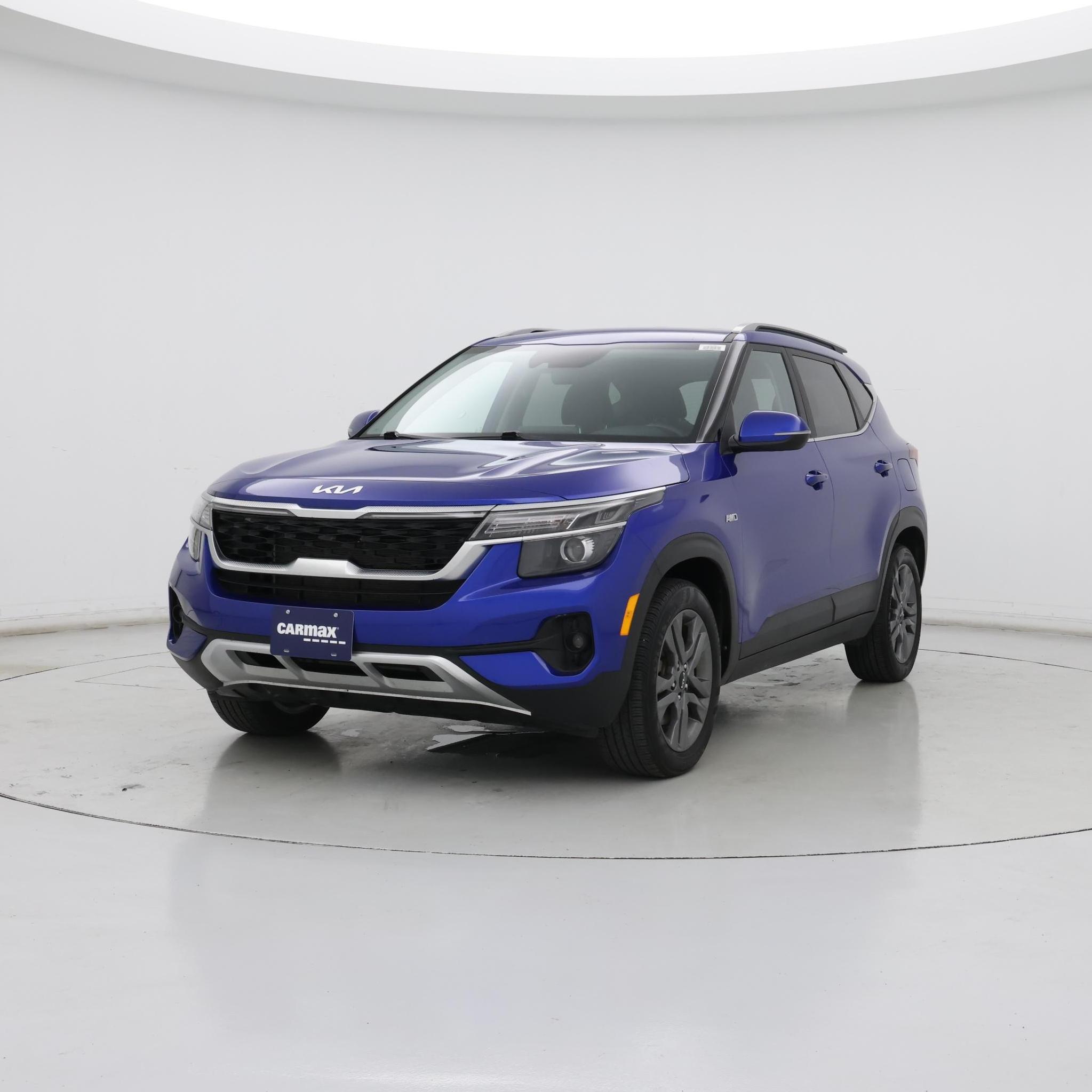 Thumbnail: 2023 Kia Seltos - 4