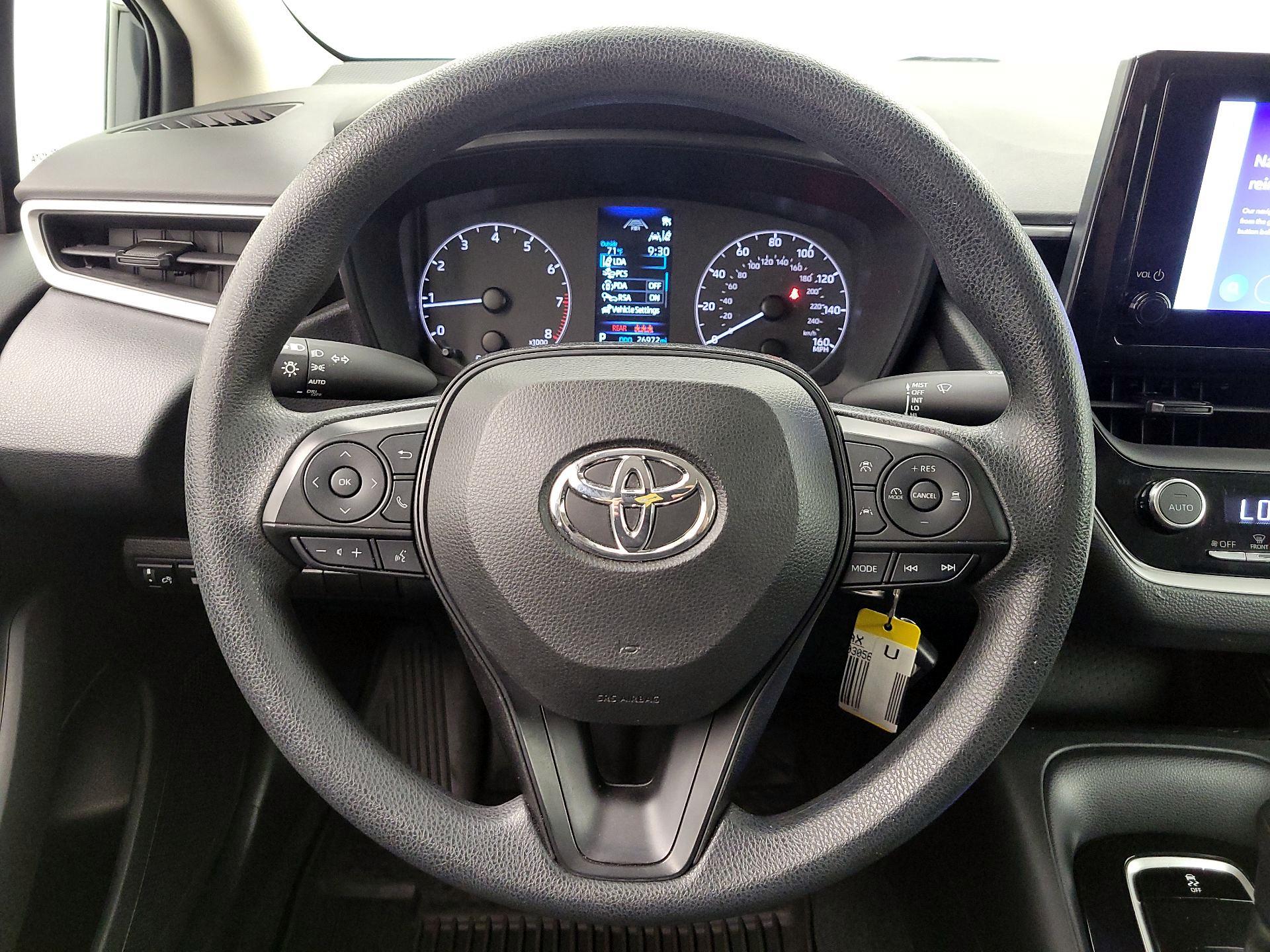 Thumbnail: 2023 Toyota Corolla - 10