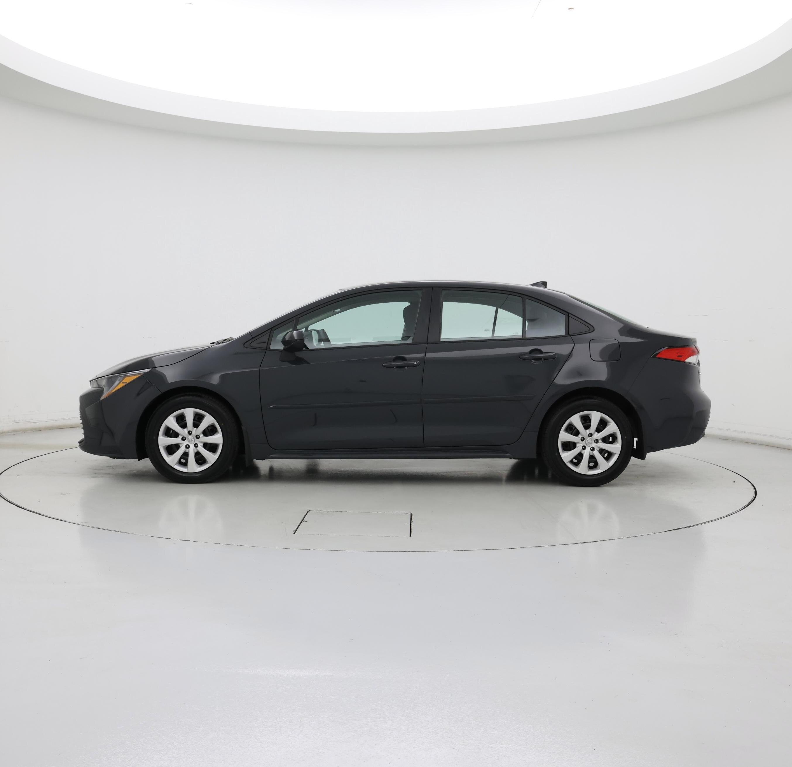 Thumbnail: 2023 Toyota Corolla - 3