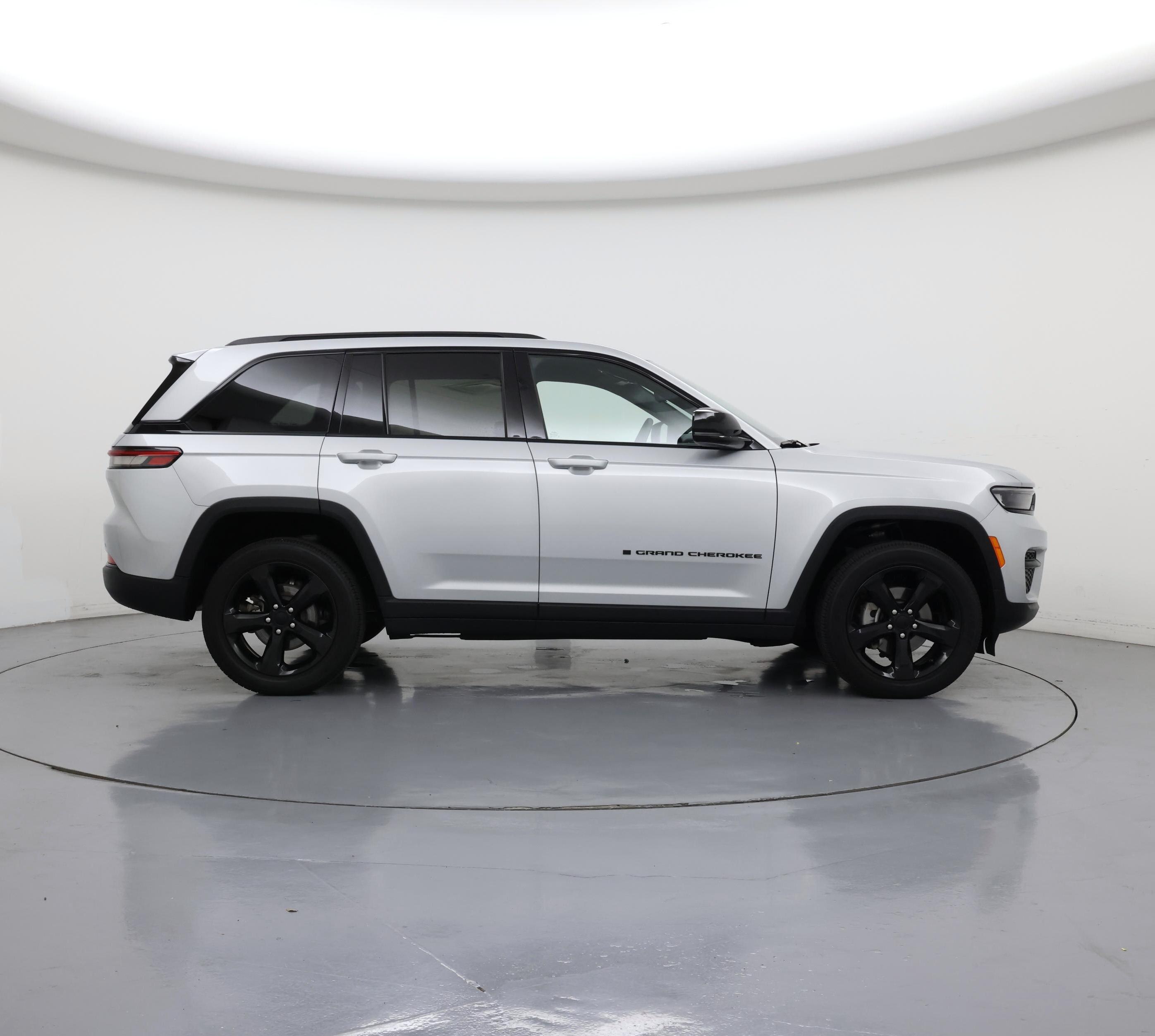 Thumbnail: 2023 Jeep Grand Cherokee - 7