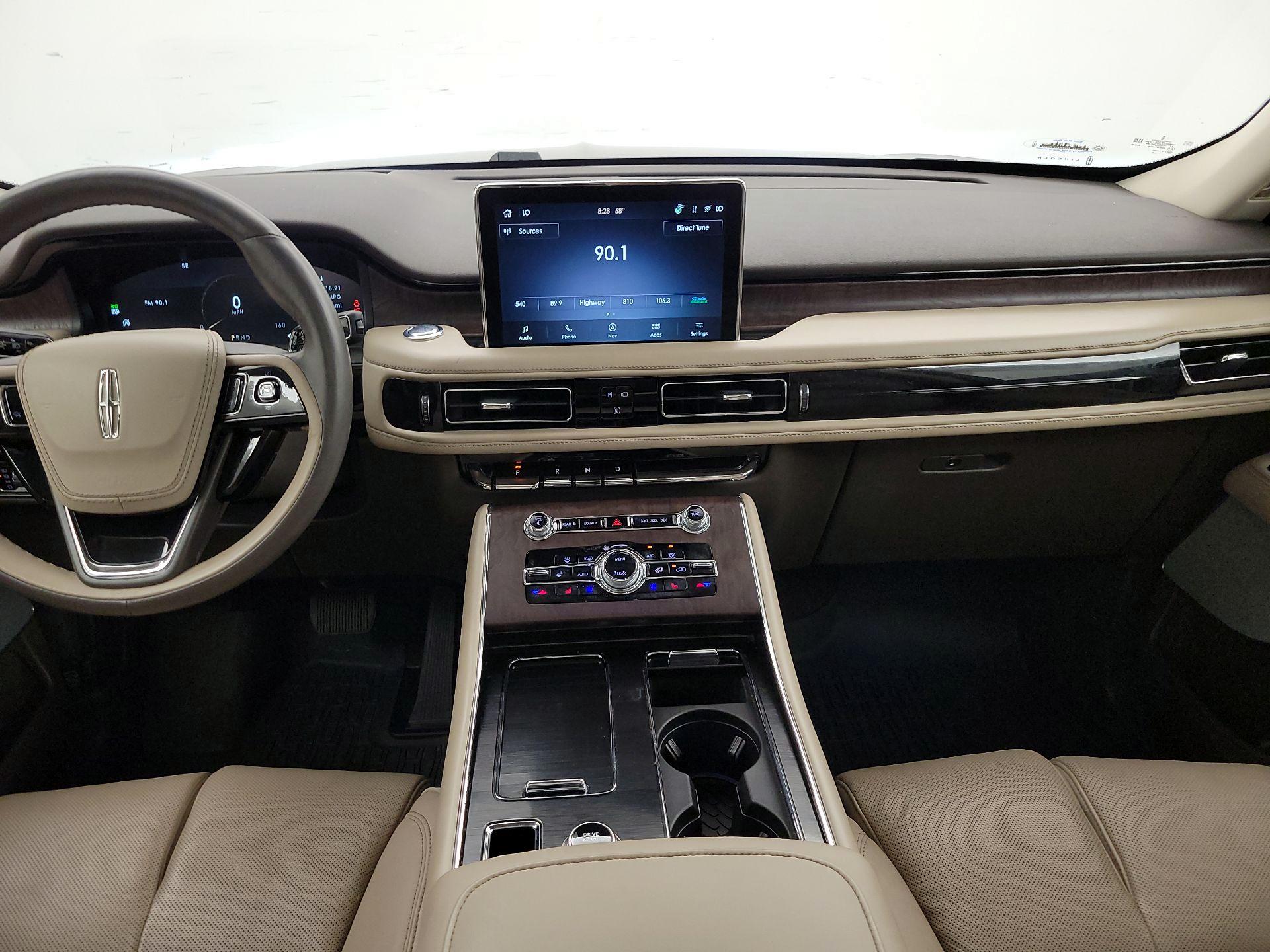 Thumbnail: 2022 Lincoln Aviator - 9