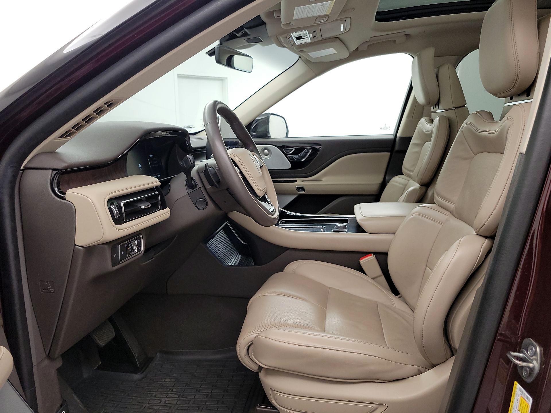 Thumbnail: 2022 Lincoln Aviator - 11