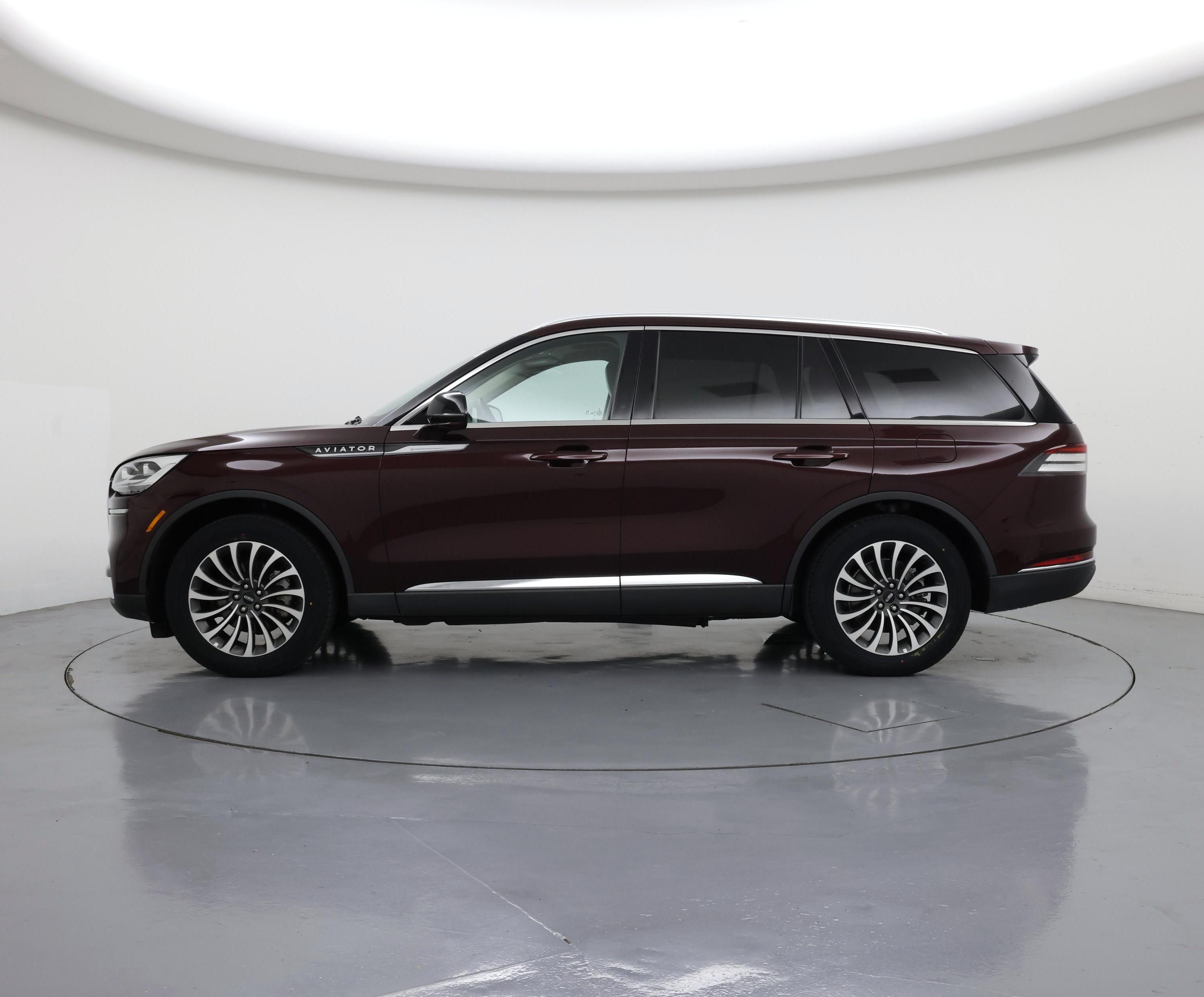 Thumbnail: 2022 Lincoln Aviator - 3