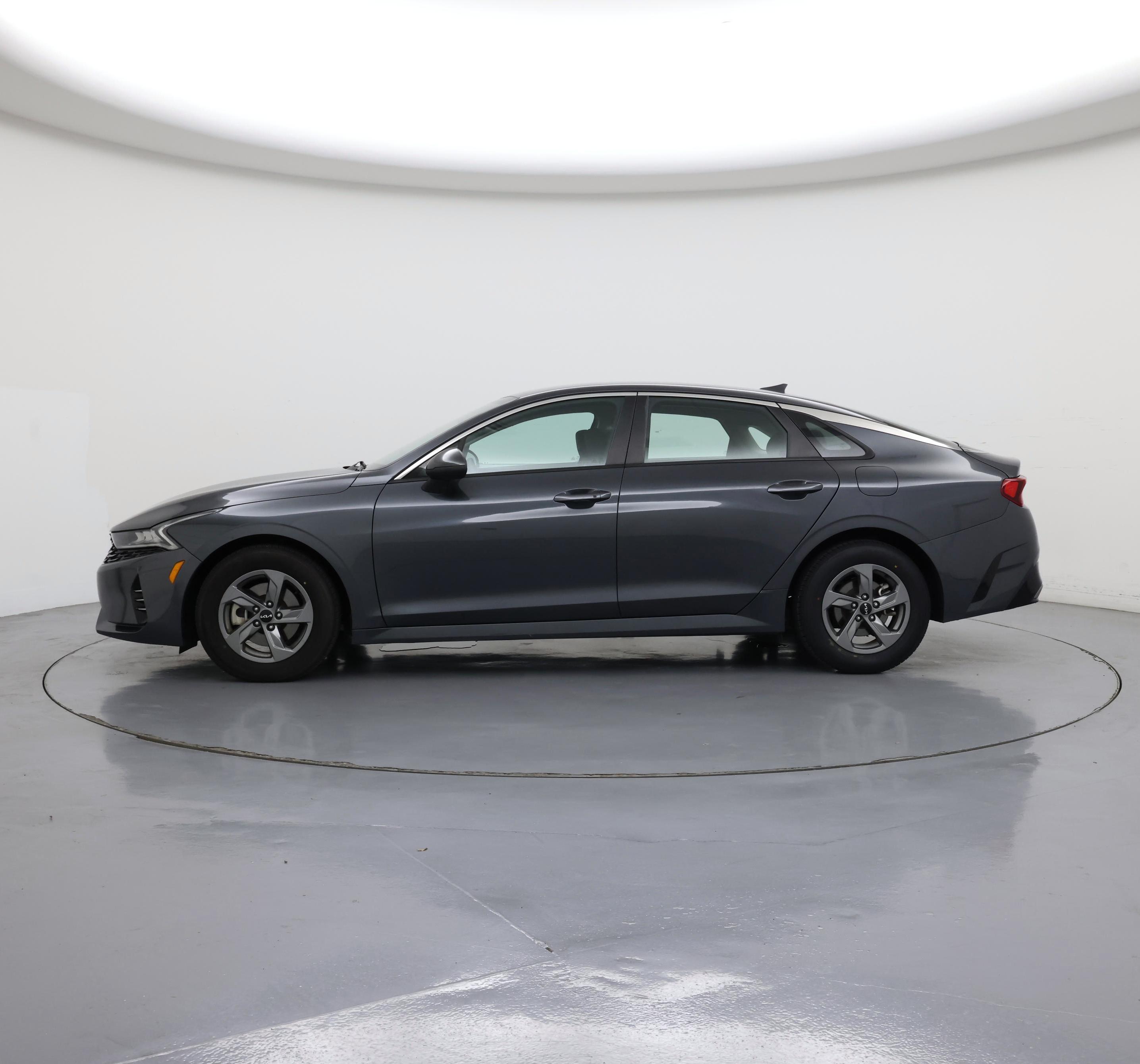 Thumbnail: 2023 Kia K5 - 3
