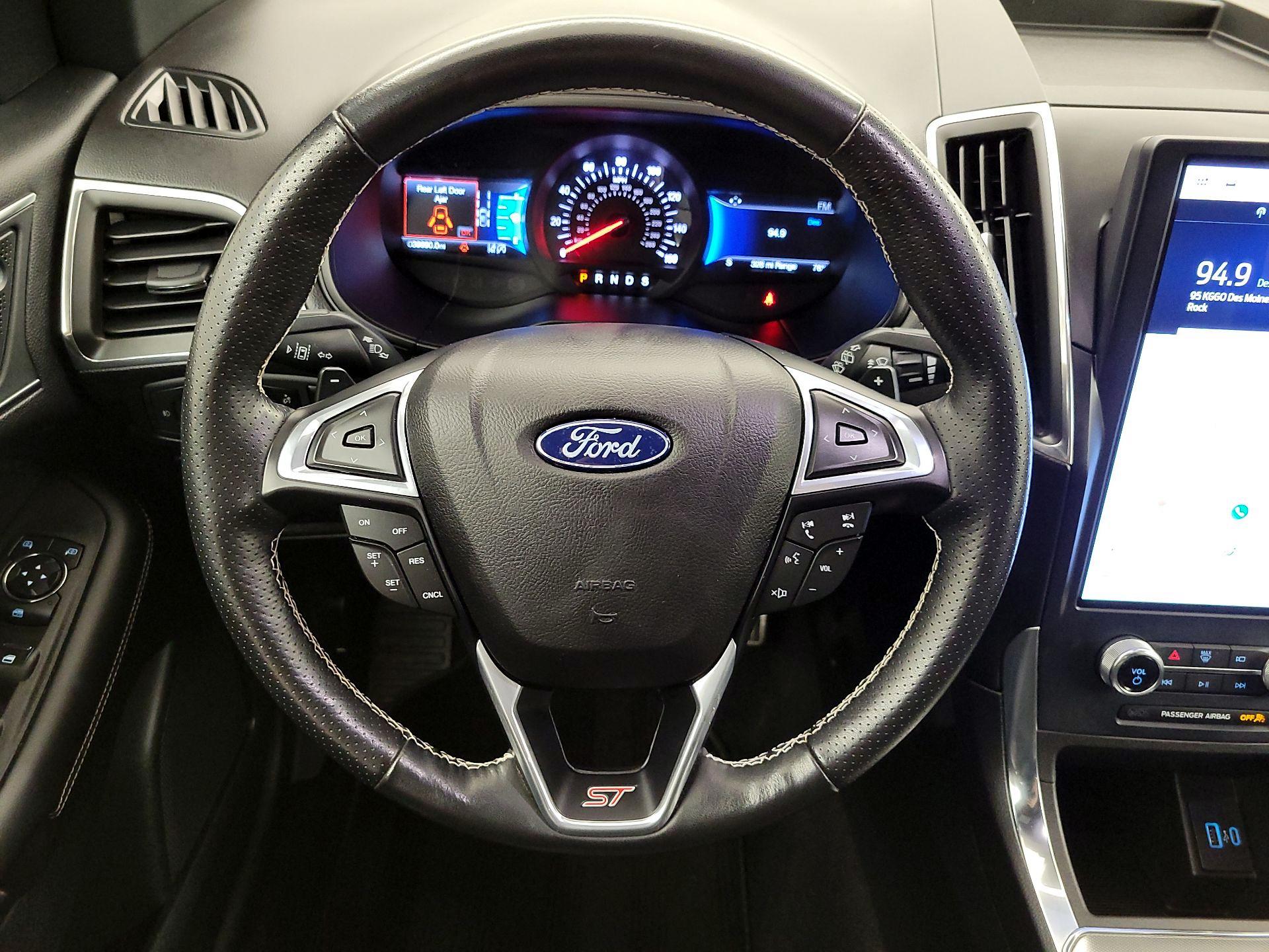 Thumbnail: 2023 Ford Edge - 10