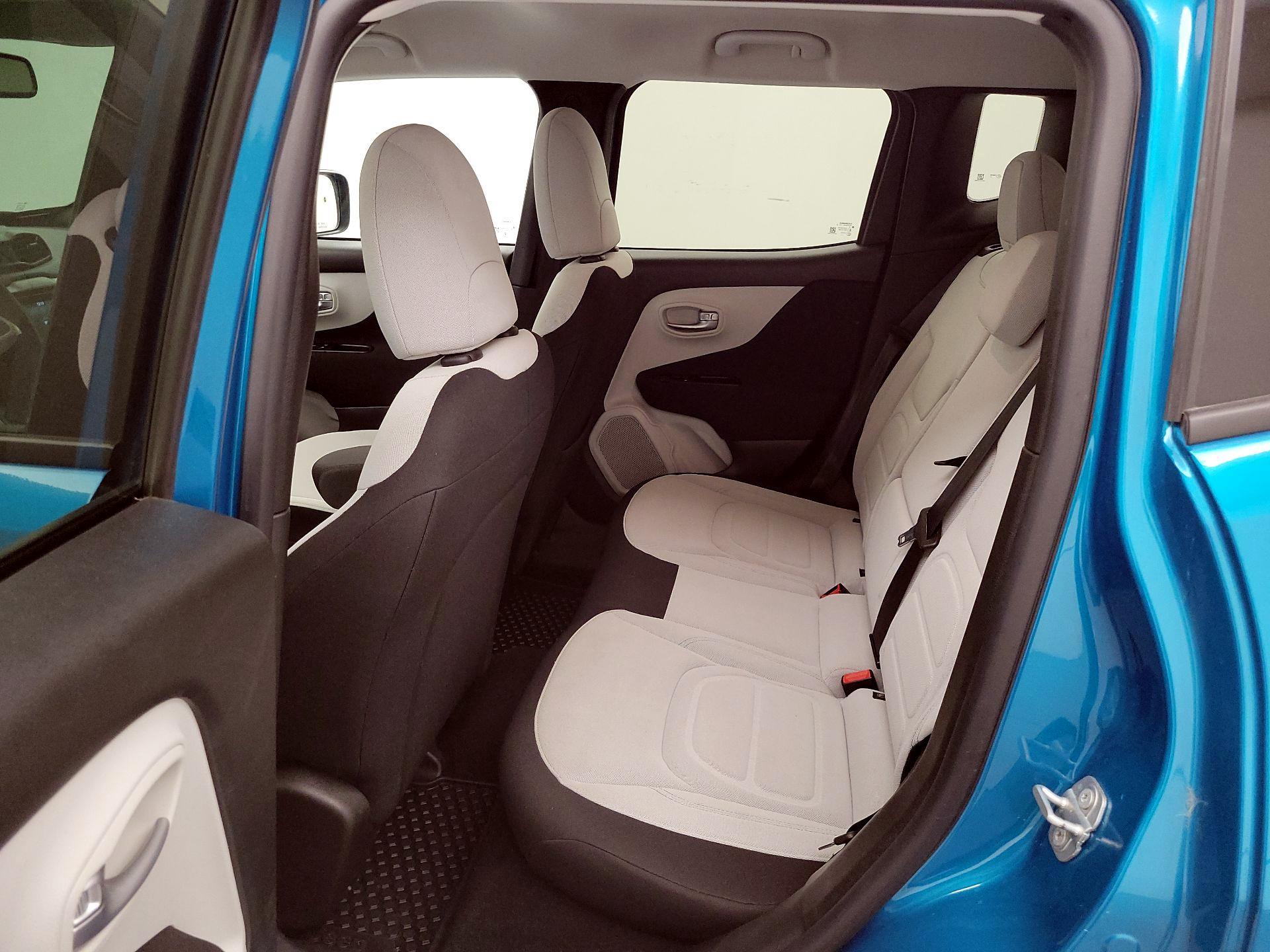 Thumbnail: 2021 Jeep Renegade - 19