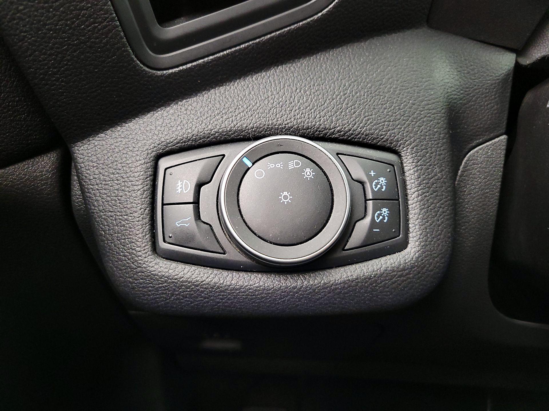 Thumbnail: 2019 Ford Escape - 13