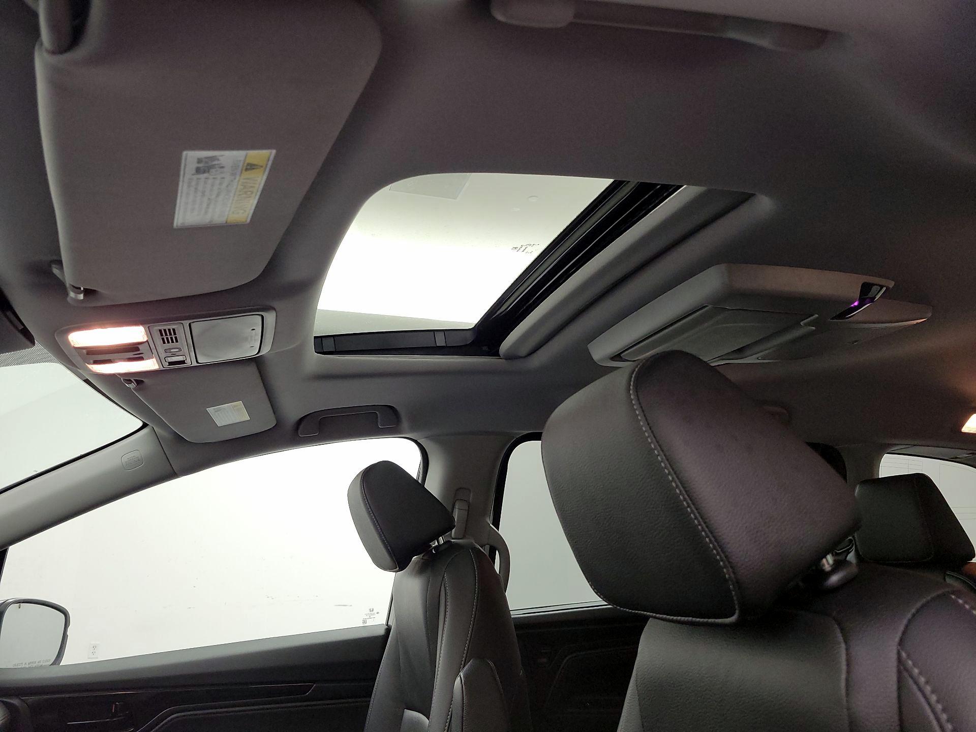 Thumbnail: 2022 Honda Odyssey - 20
