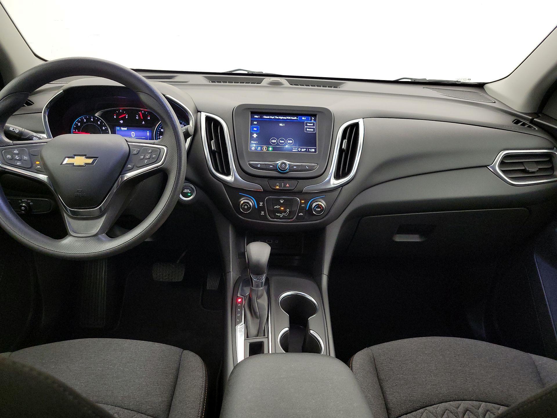 Thumbnail: 2022 Chevrolet Equinox - 9