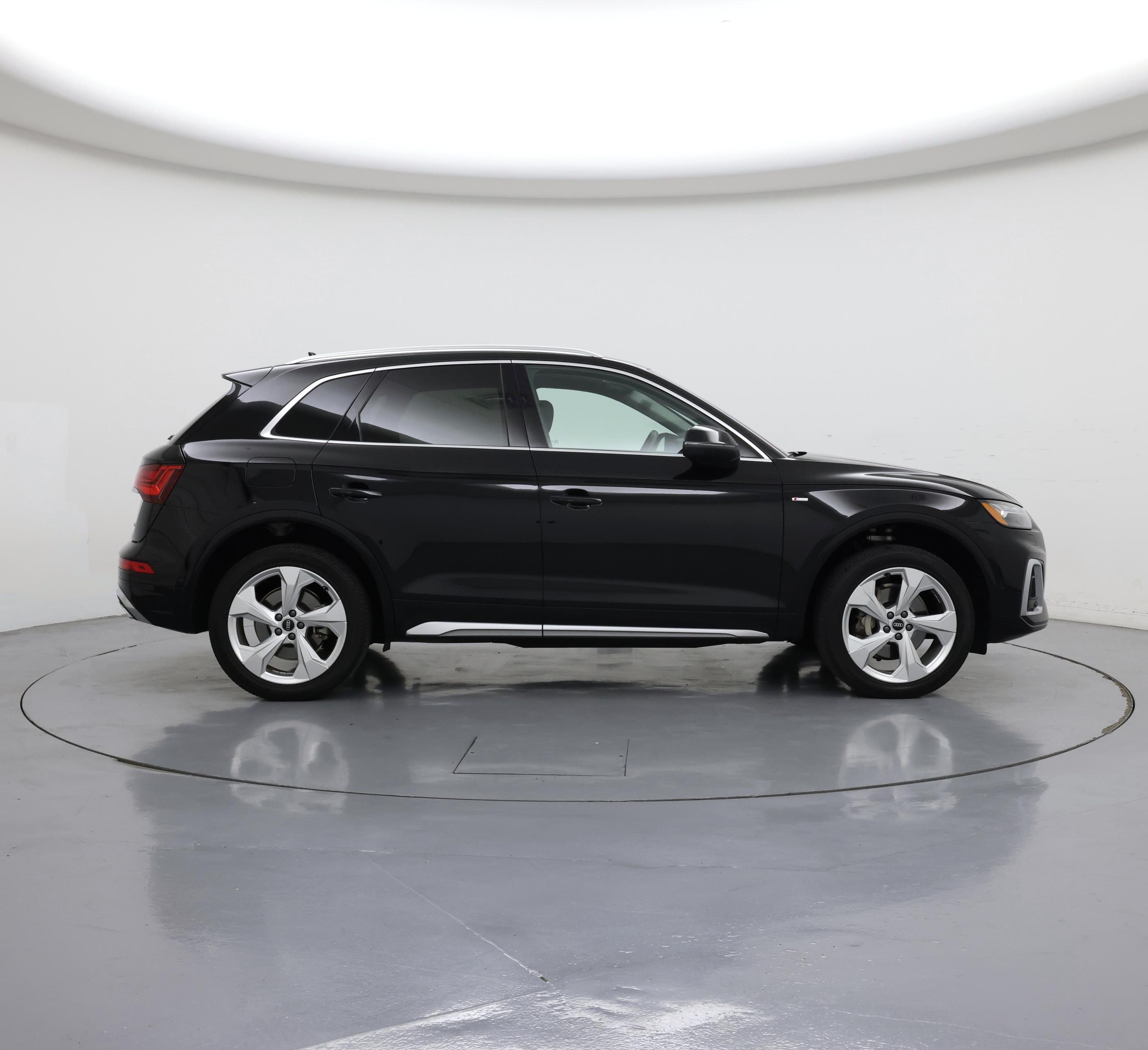 Thumbnail: 2022 Audi Q5 - 7