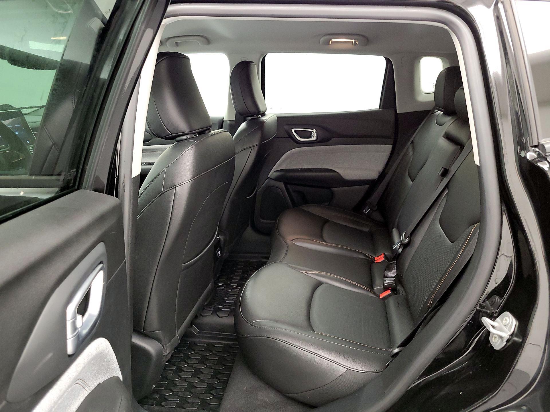 Thumbnail: 2022 Jeep Compass - 19