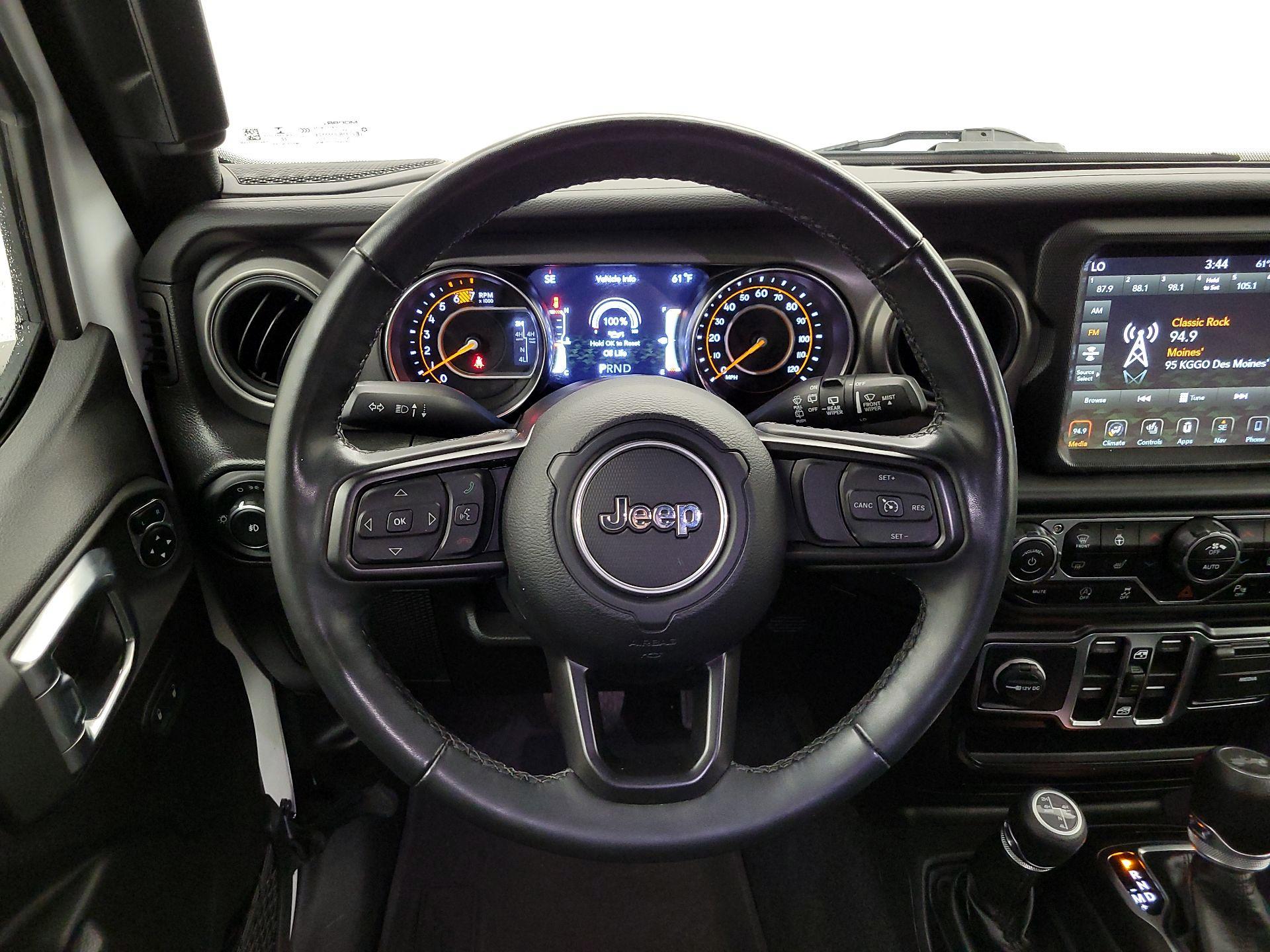 Thumbnail: 2022 Jeep Wrangler - 10