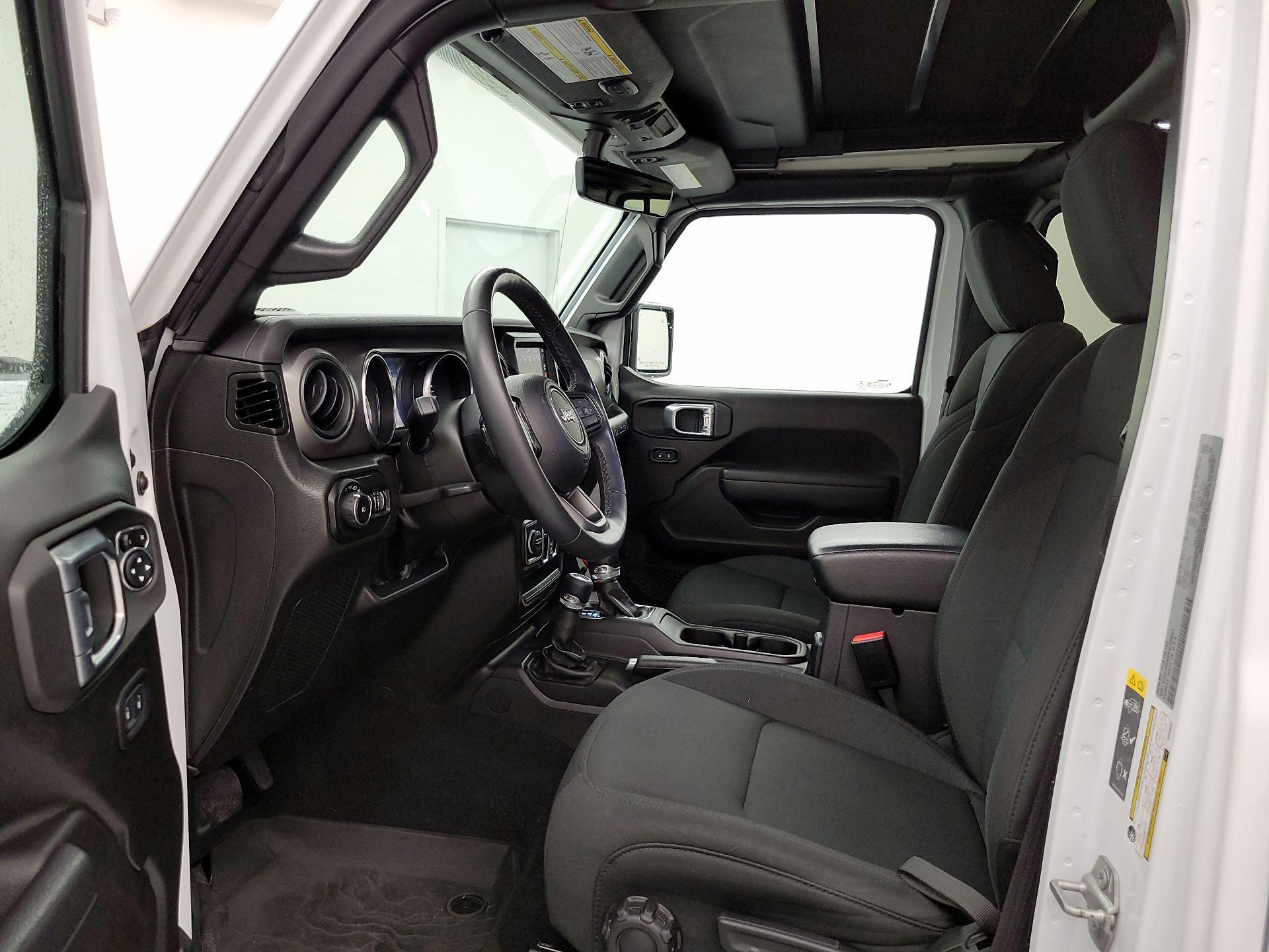 Thumbnail: 2022 Jeep Wrangler - 11