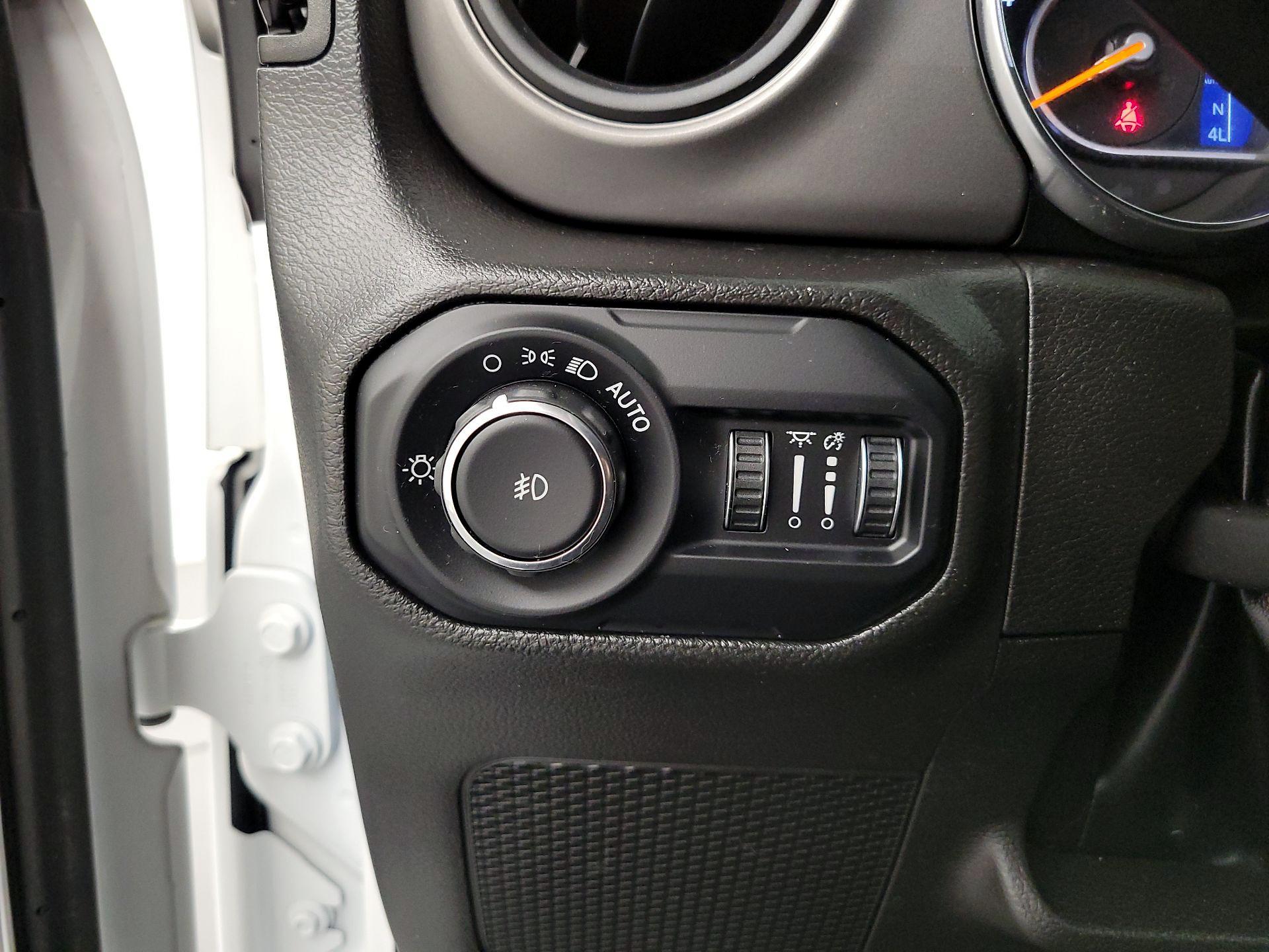 Thumbnail: 2022 Jeep Wrangler - 13