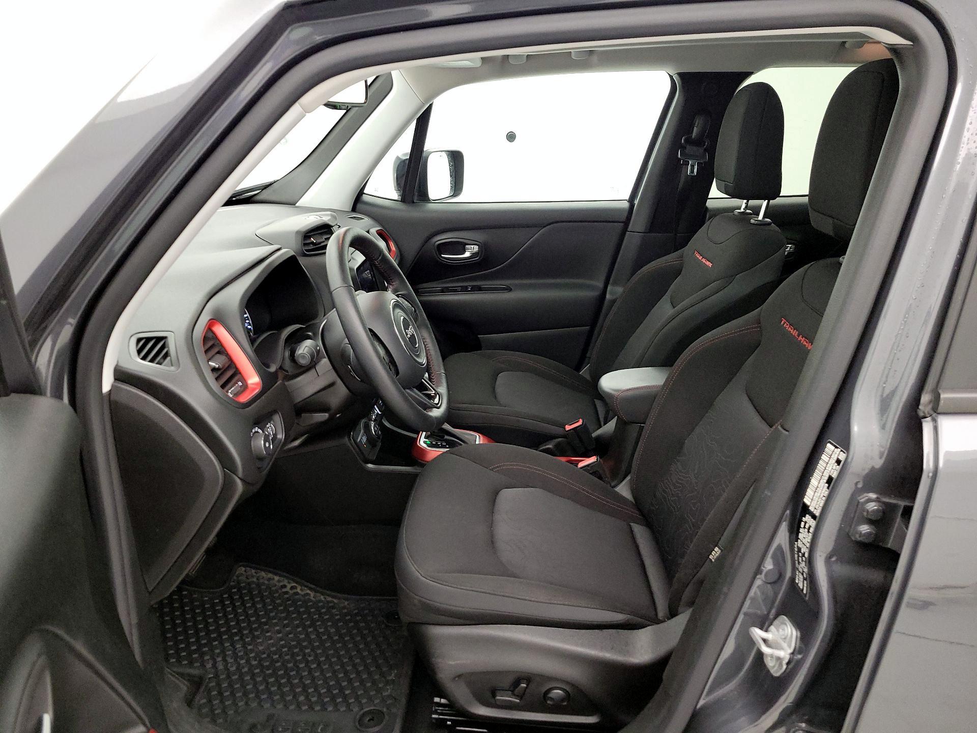 Thumbnail: 2022 Jeep Renegade - 11