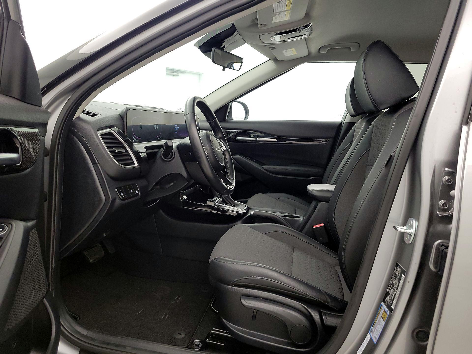 Thumbnail: 2025 Kia Seltos - 11