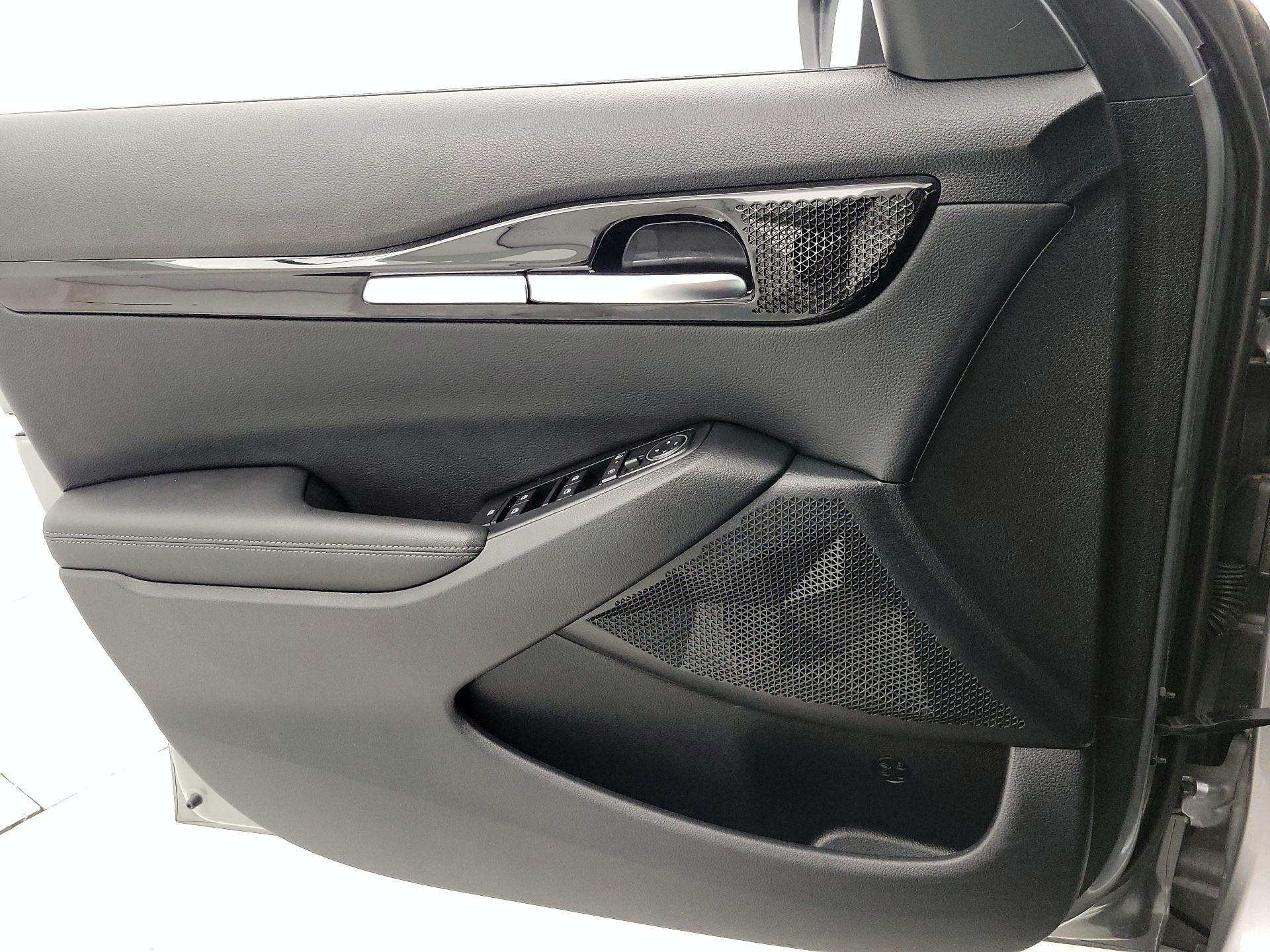 Thumbnail: 2025 Kia Seltos - 12