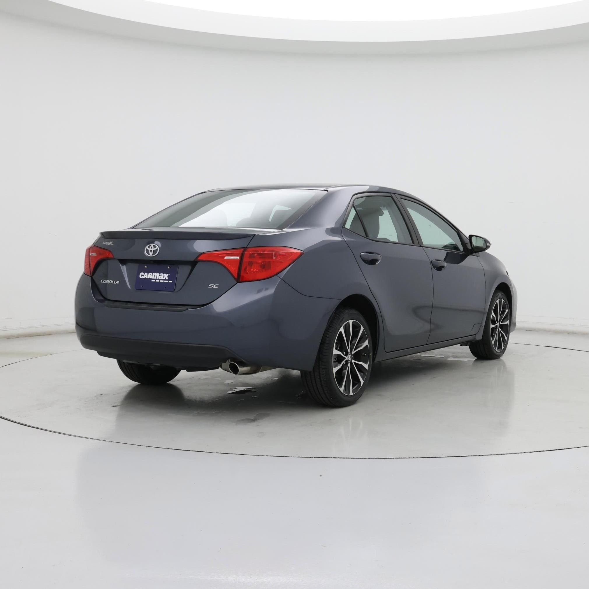 Thumbnail: 2018 Toyota Corolla - 8