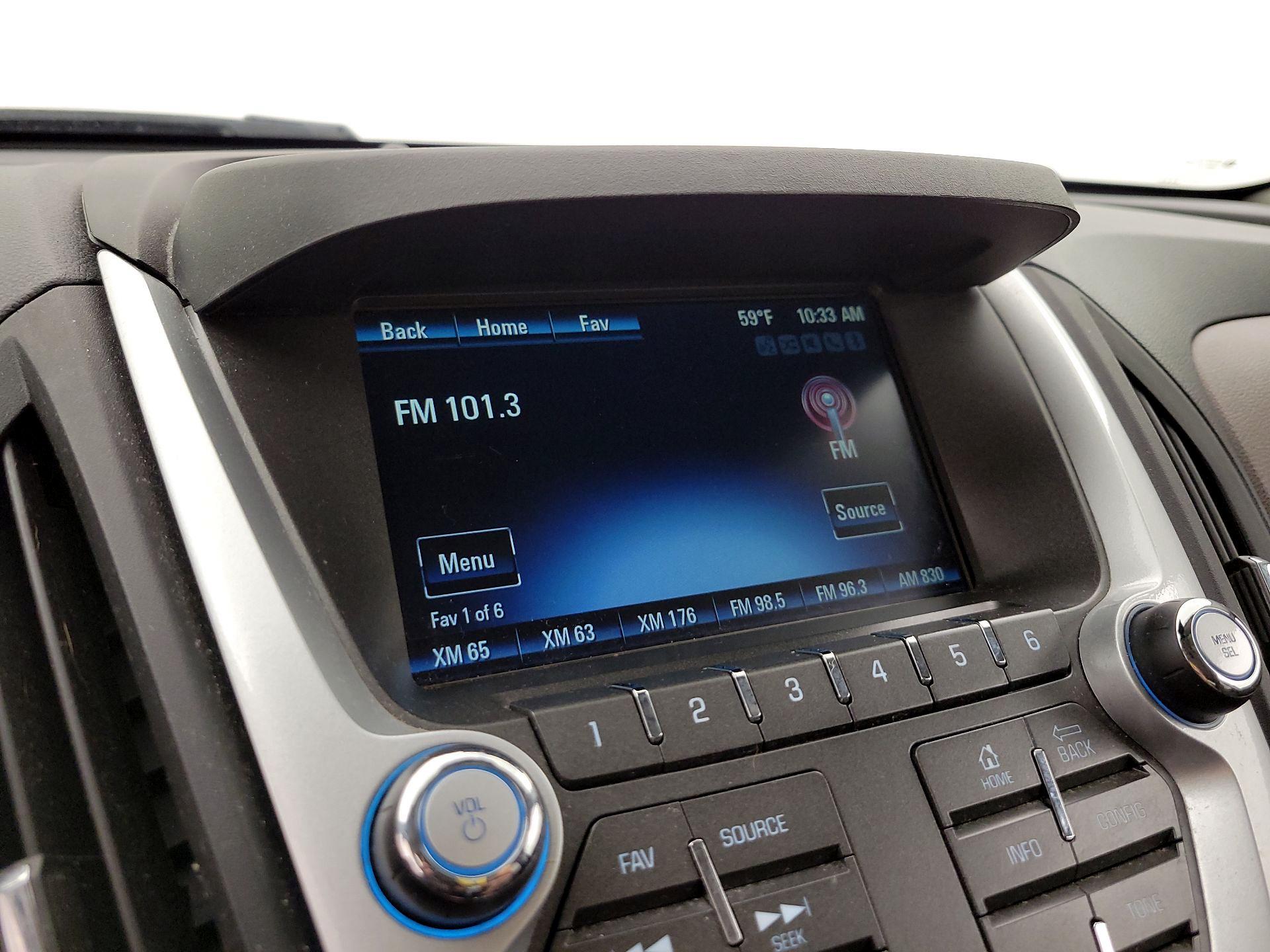 Thumbnail: 2015 Chevrolet Equinox - 15