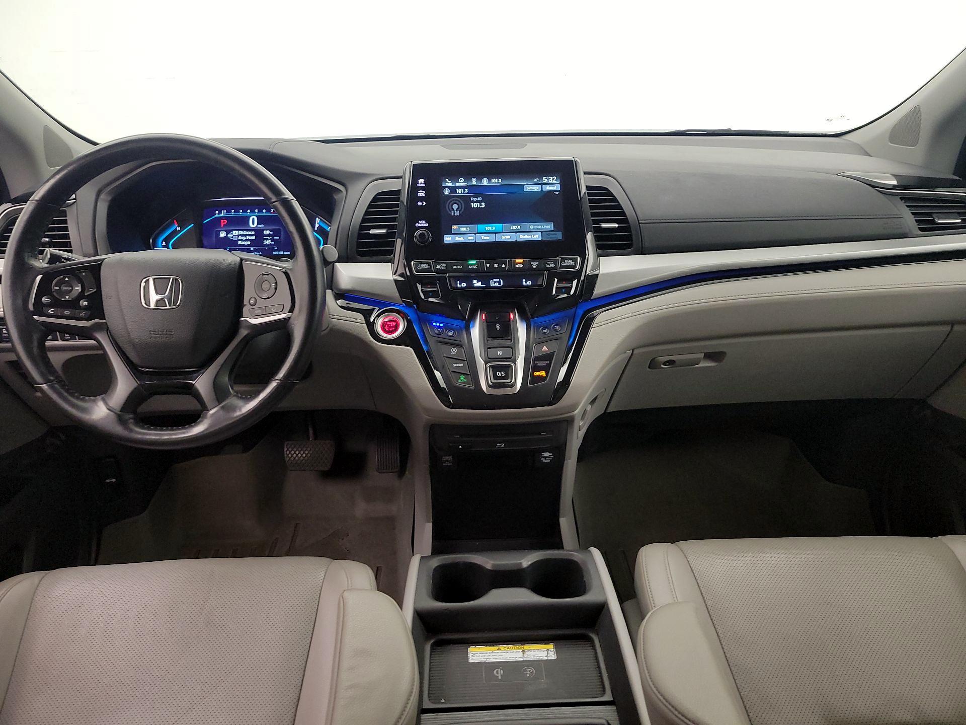 Thumbnail: 2018 Honda Odyssey - 9